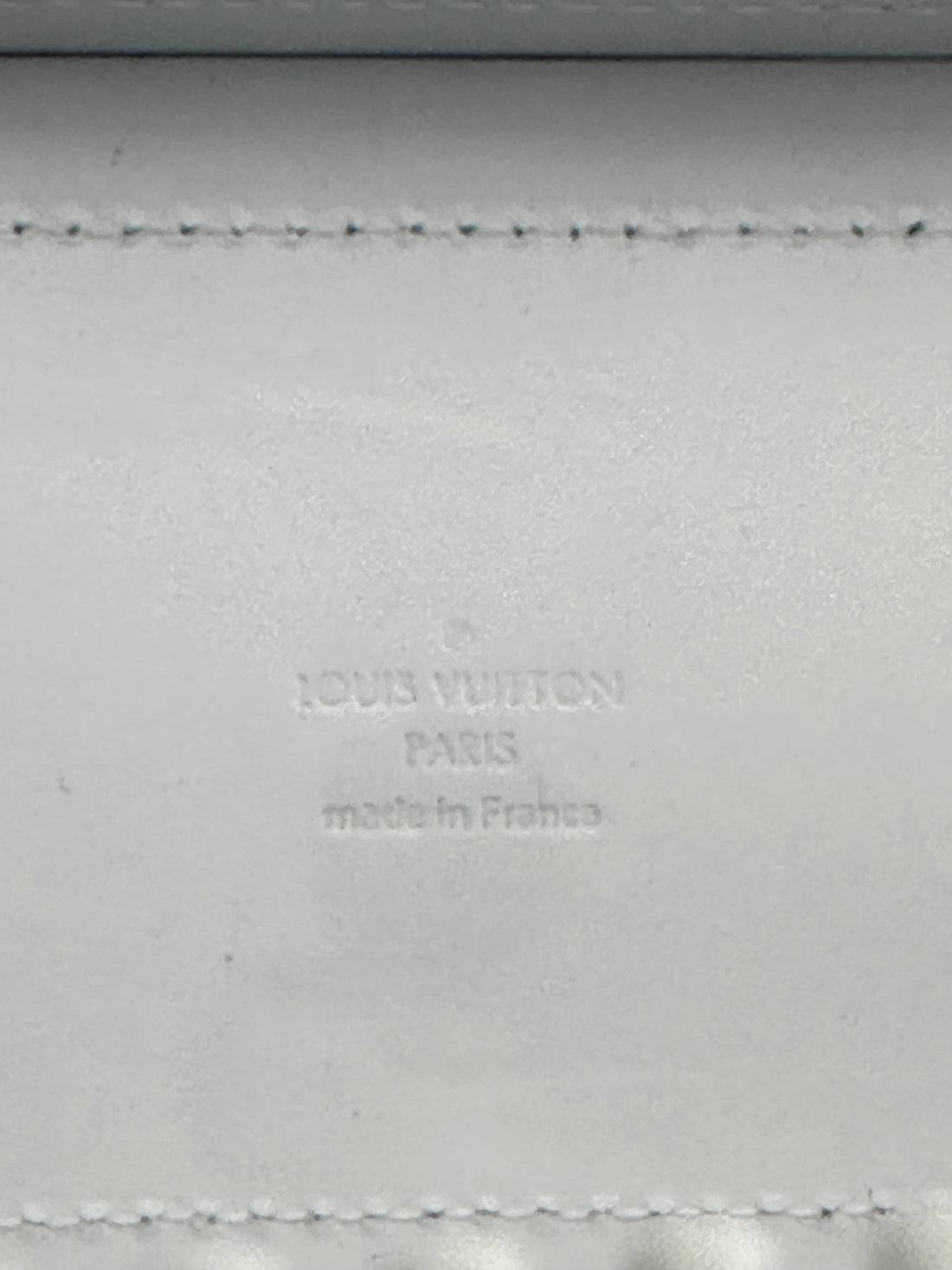 Louis Vuitton White Solf Trunk Epi Plage Crossbody Bag LV1791