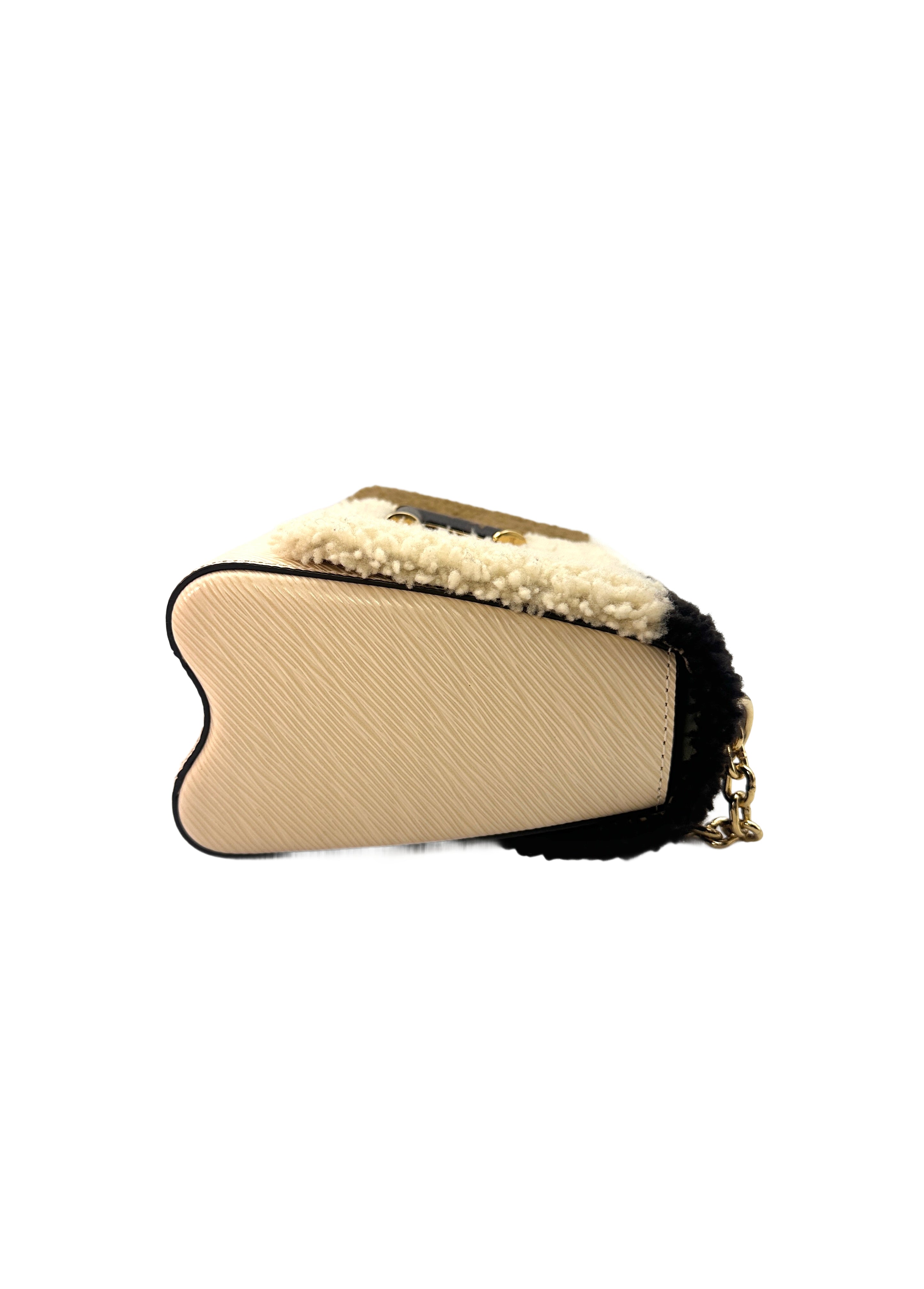 Louis Vuitton Teddy Twist Shearling Chain Shoulder Bag LV1799