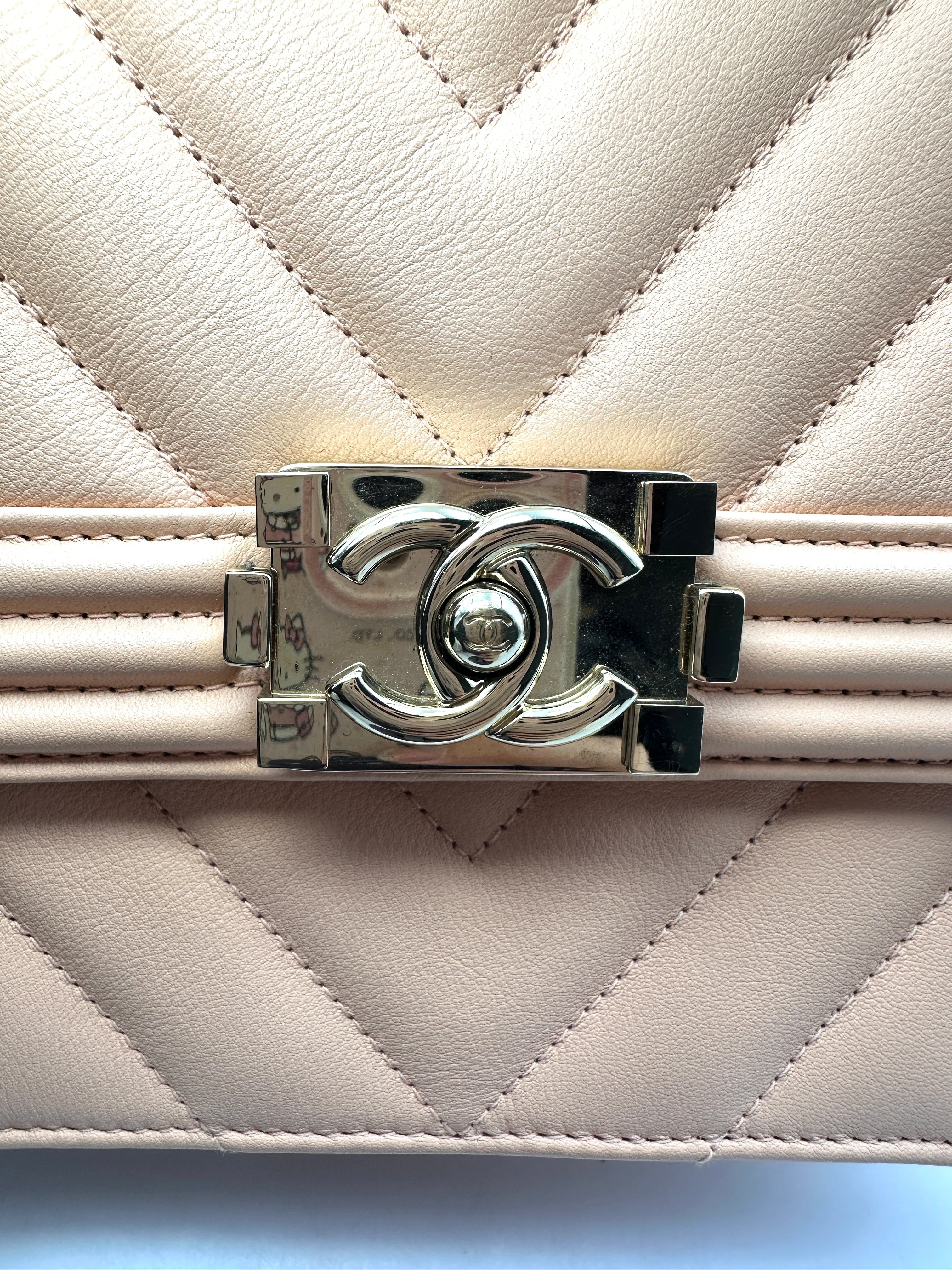 Chanel North South LeBoy Pink Chevron Quilted Leather Shoulder Bag With Gold Buckle(29***20) CC1272