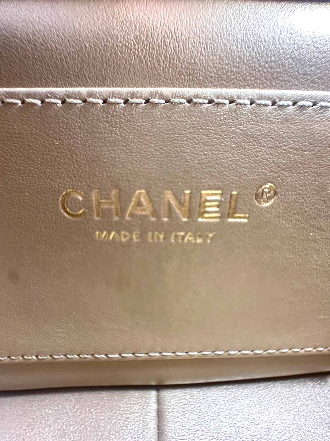 Chanel 24A Black Quilted Leather Pearl Flap Bag With Gold Hardware(H9***78) CC1278