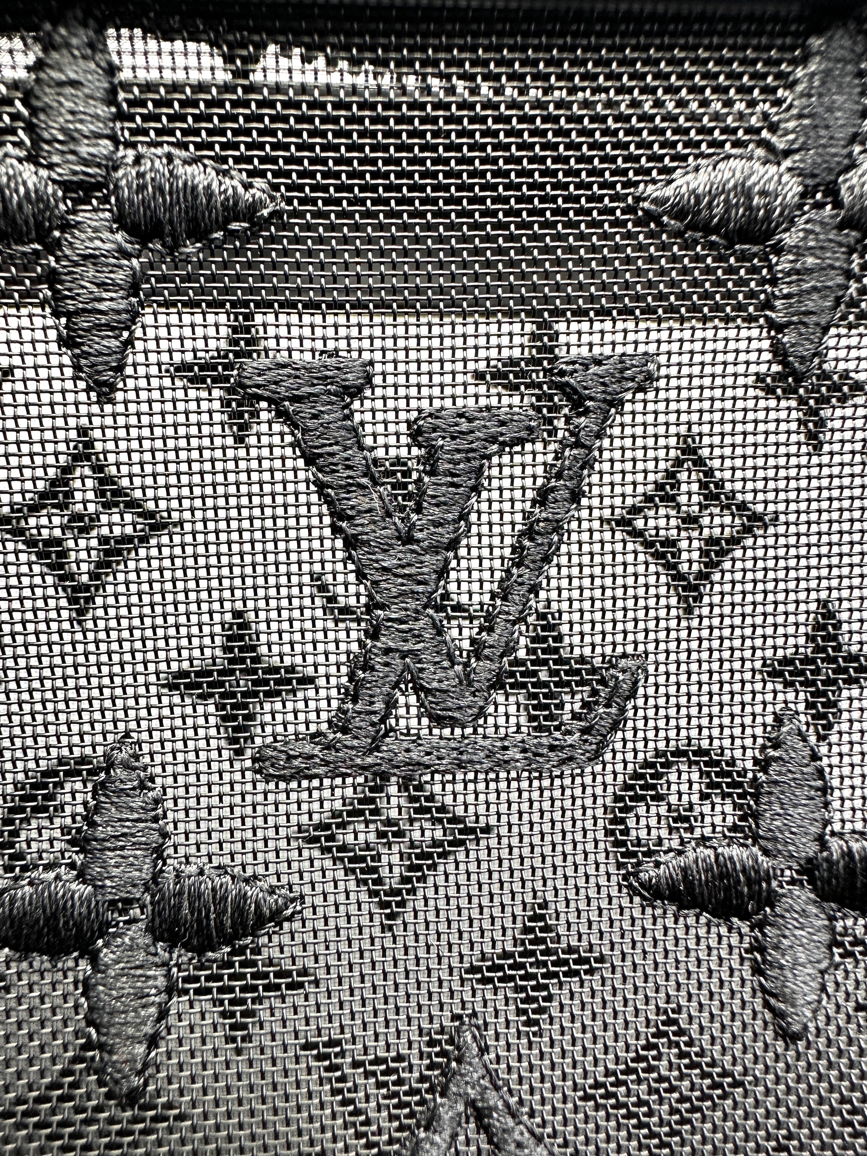 Louis Vuitton Mesh Solf Trunk Black Shoulder Bag LV1808