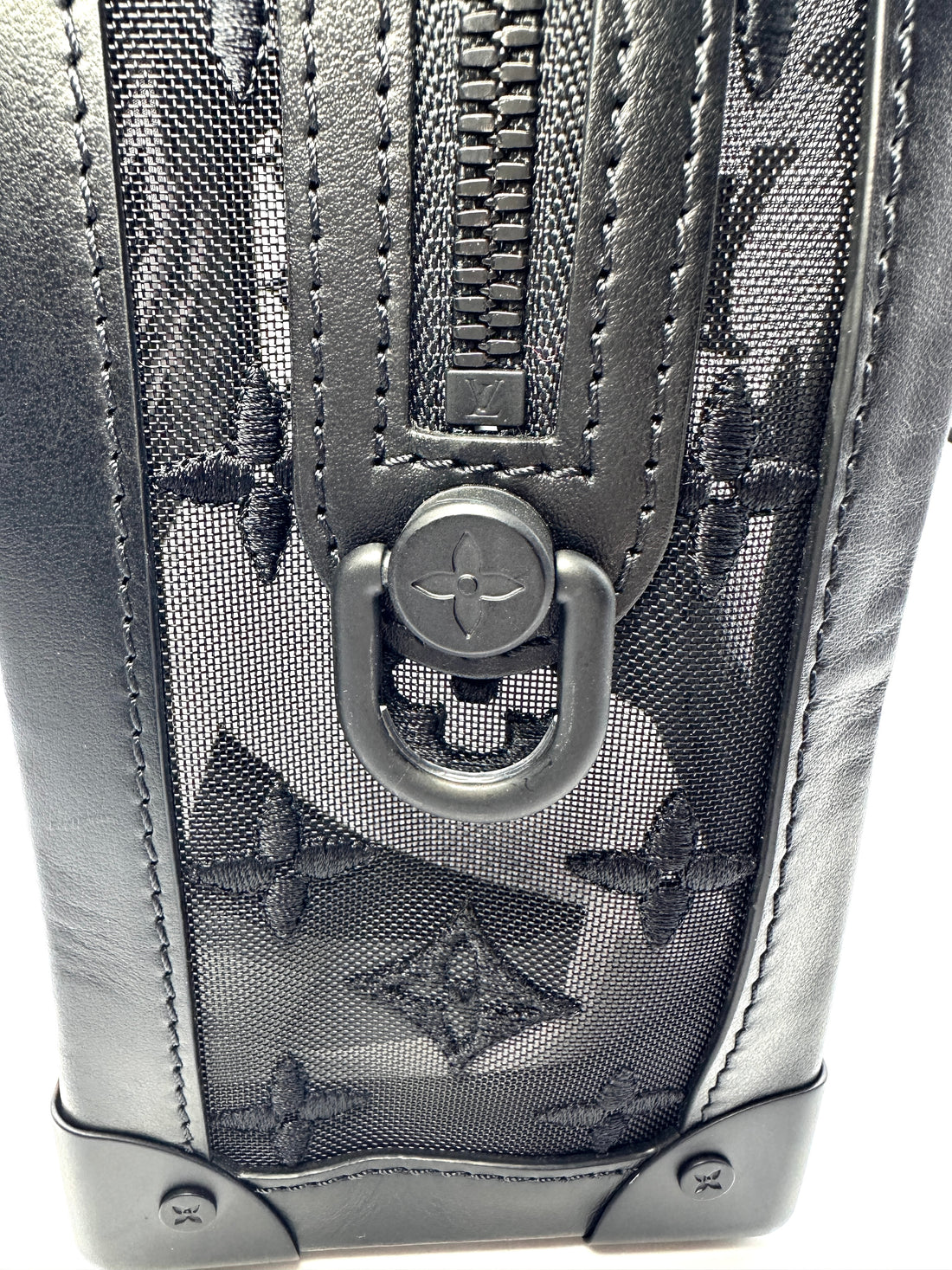 Louis Vuitton Mesh Solf Trunk Black Shoulder Bag LV1808