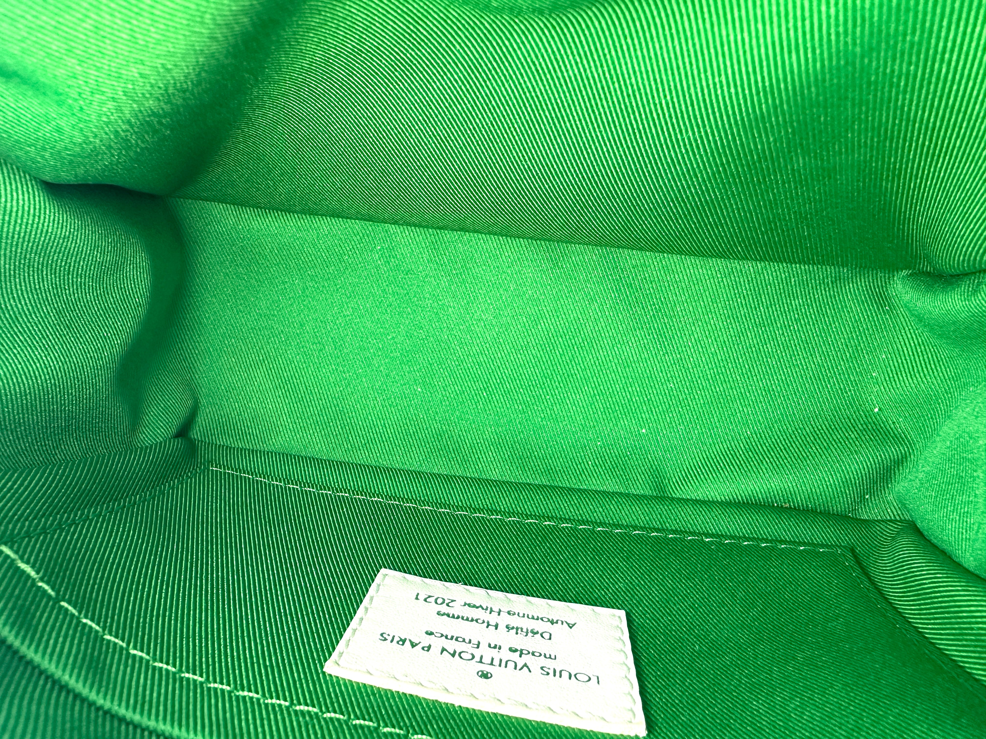 Louis Vuitton Solf Trunk Green Monogram Chain Shoulder Bag LV1802-1