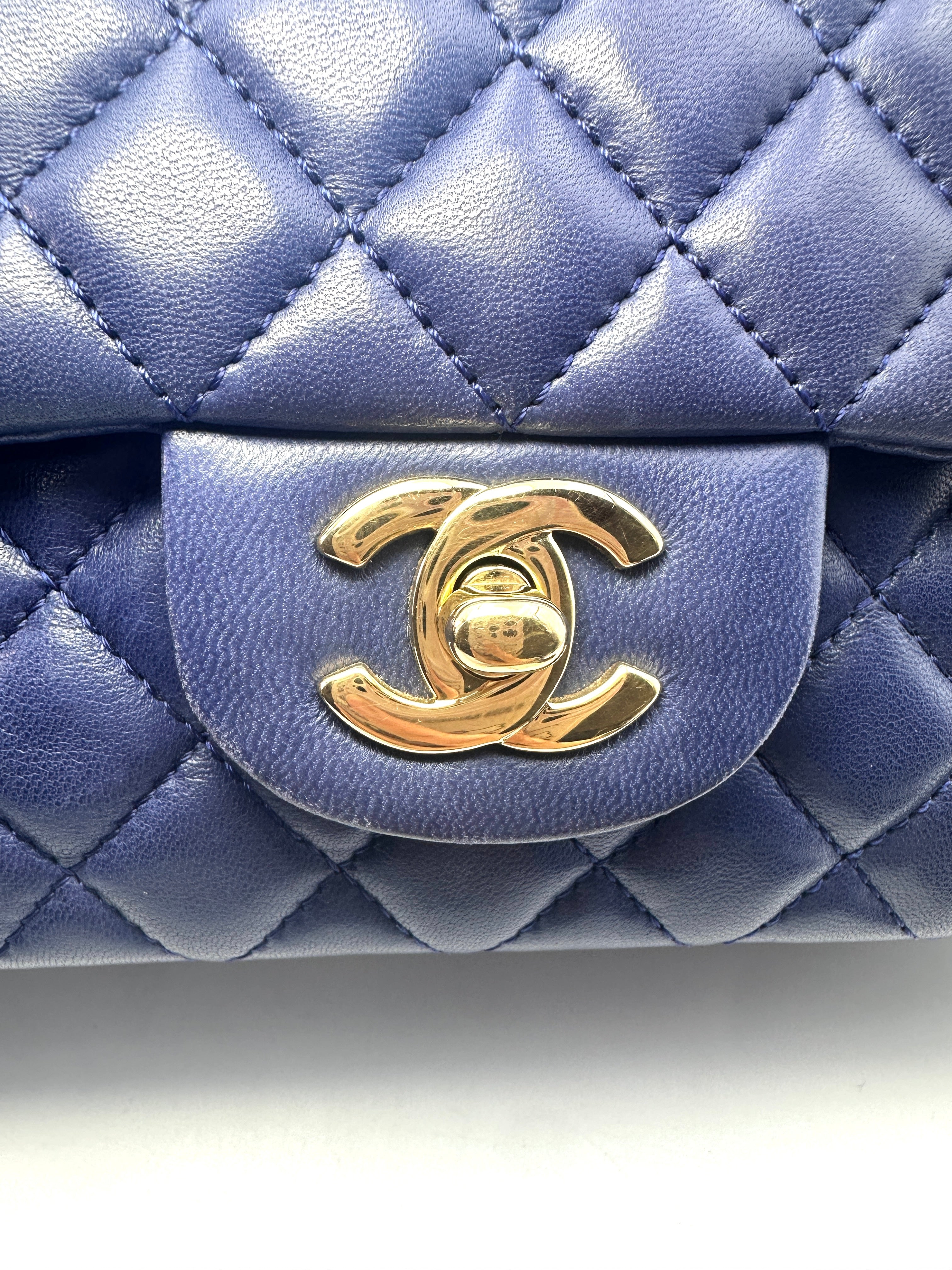 Chanel Limited Edition Valentine's Day Charms Blue Quilted Leather Classic Flap Bag With Gold Hardware(13***41) CC1280
