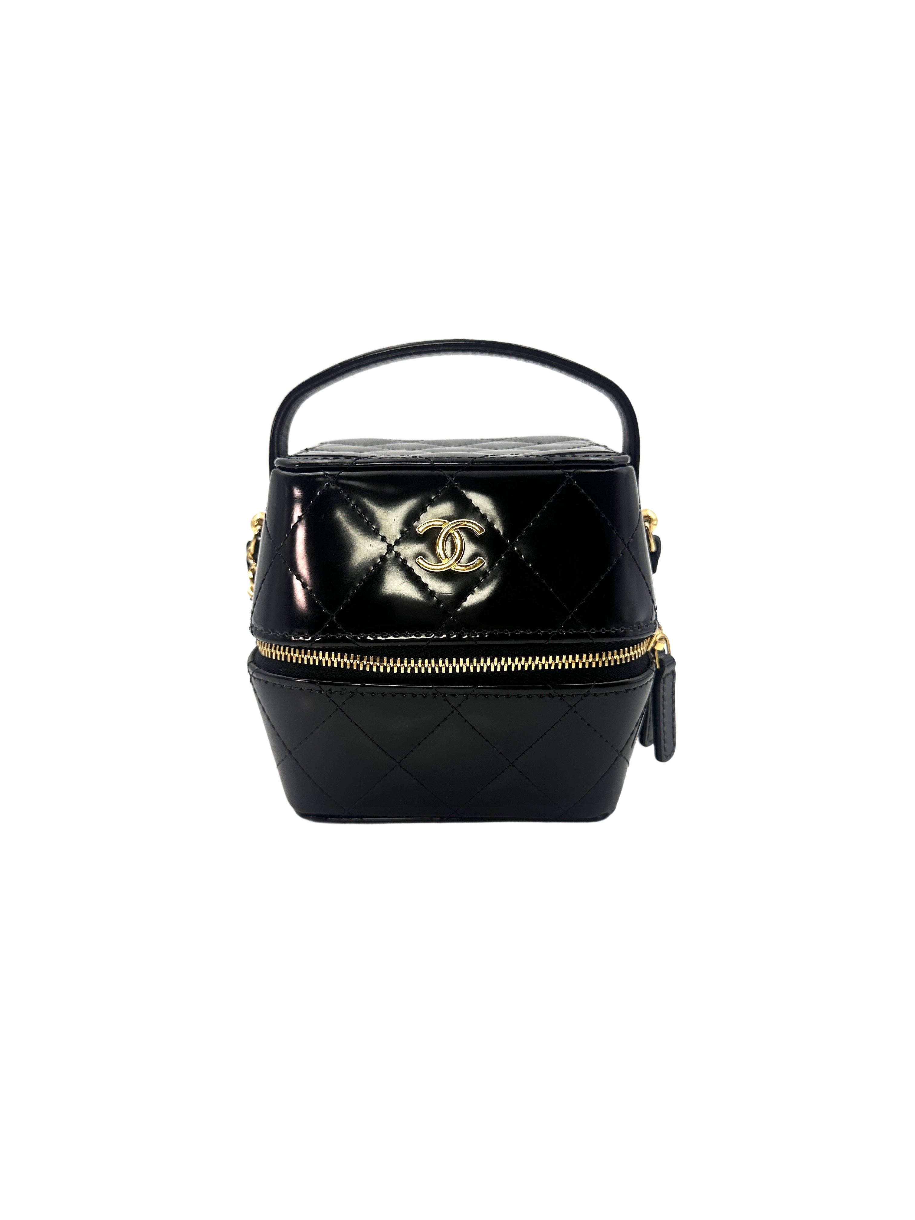 Chanel 25A Metiers d'Art Black Quilted Patent Calfskin Handle Vanity Case(H5***E4) CC1285