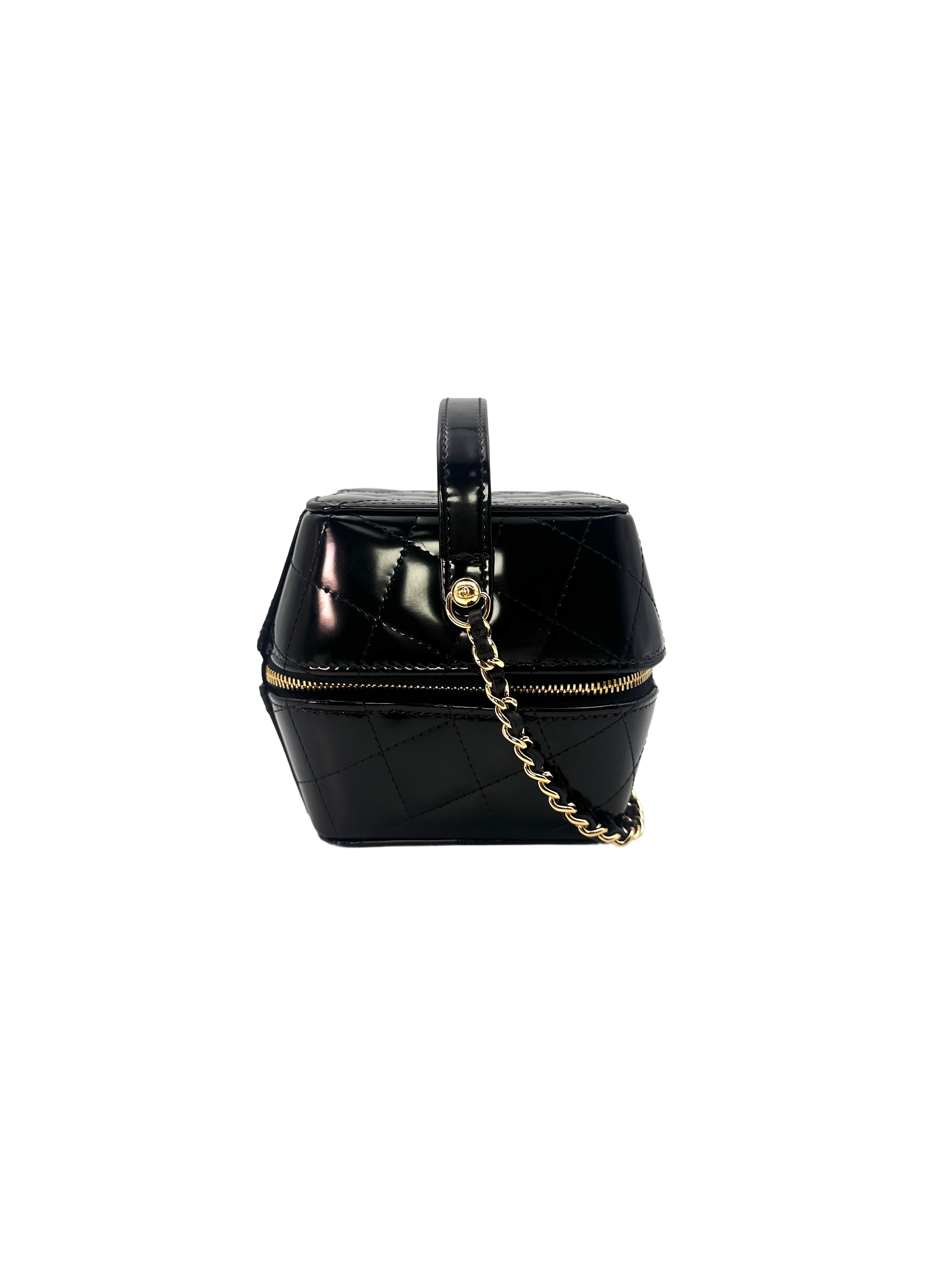 Chanel 25A Metiers d'Art Black Quilted Patent Calfskin Handle Vanity Case(H5***E4) CC1285