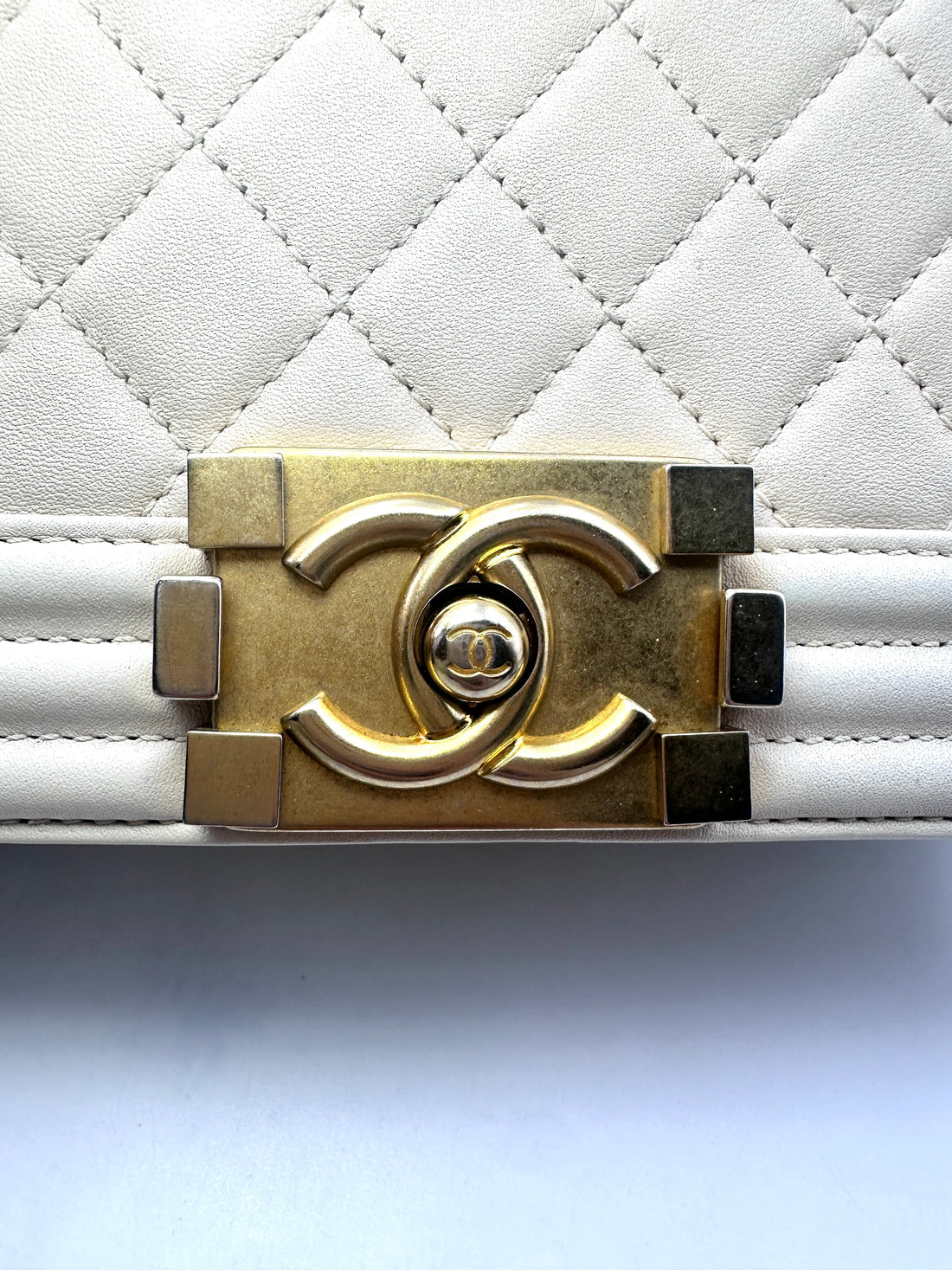 Chanel LeBoy White Quilted Lambskin Leather Medium Size Flap Bag With Gold Buckle(30***77) CC1296