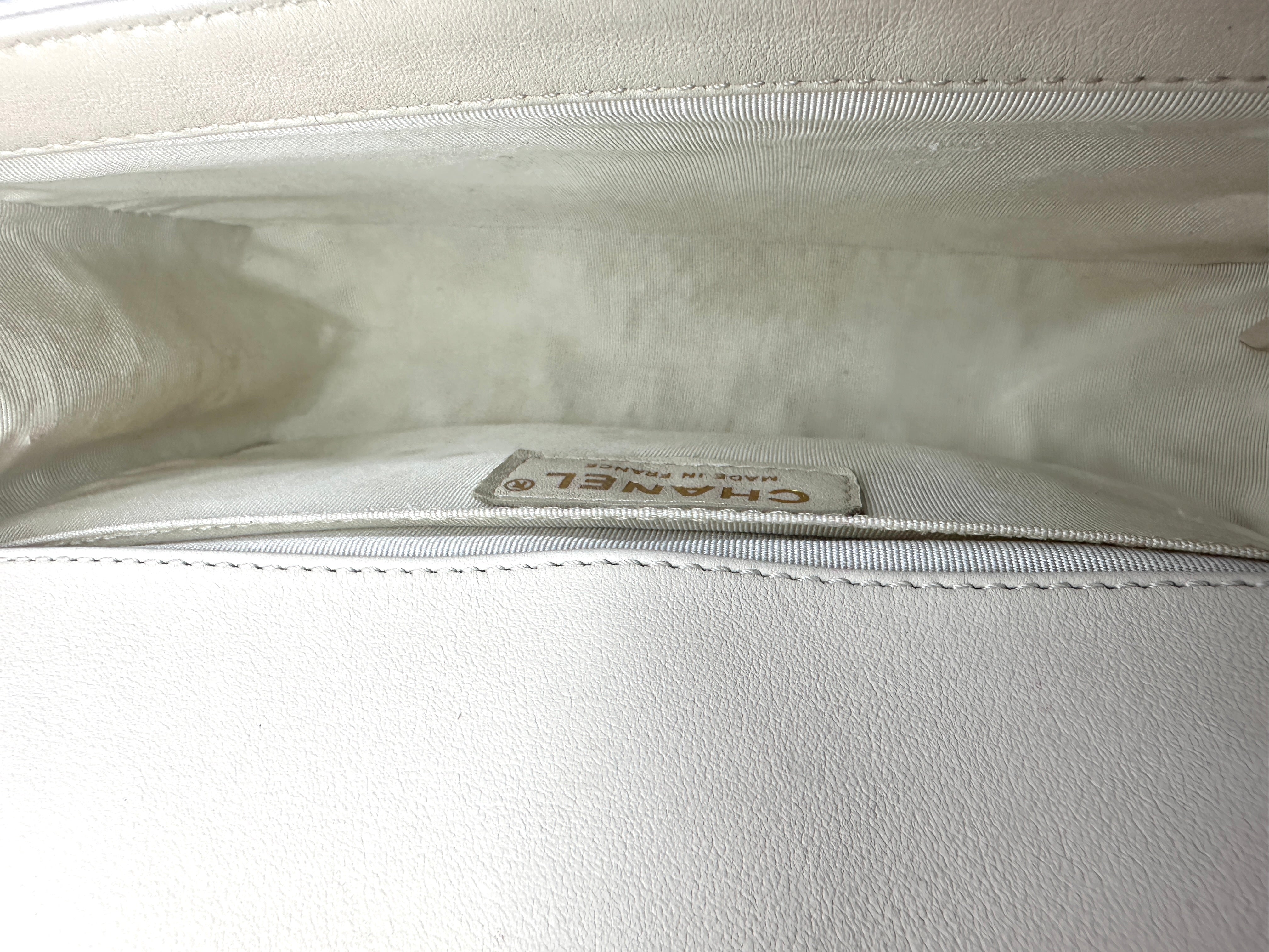 Chanel LeBoy White Quilted Lambskin Leather Medium Size Flap Bag With Gold Buckle(30***77) CC1296