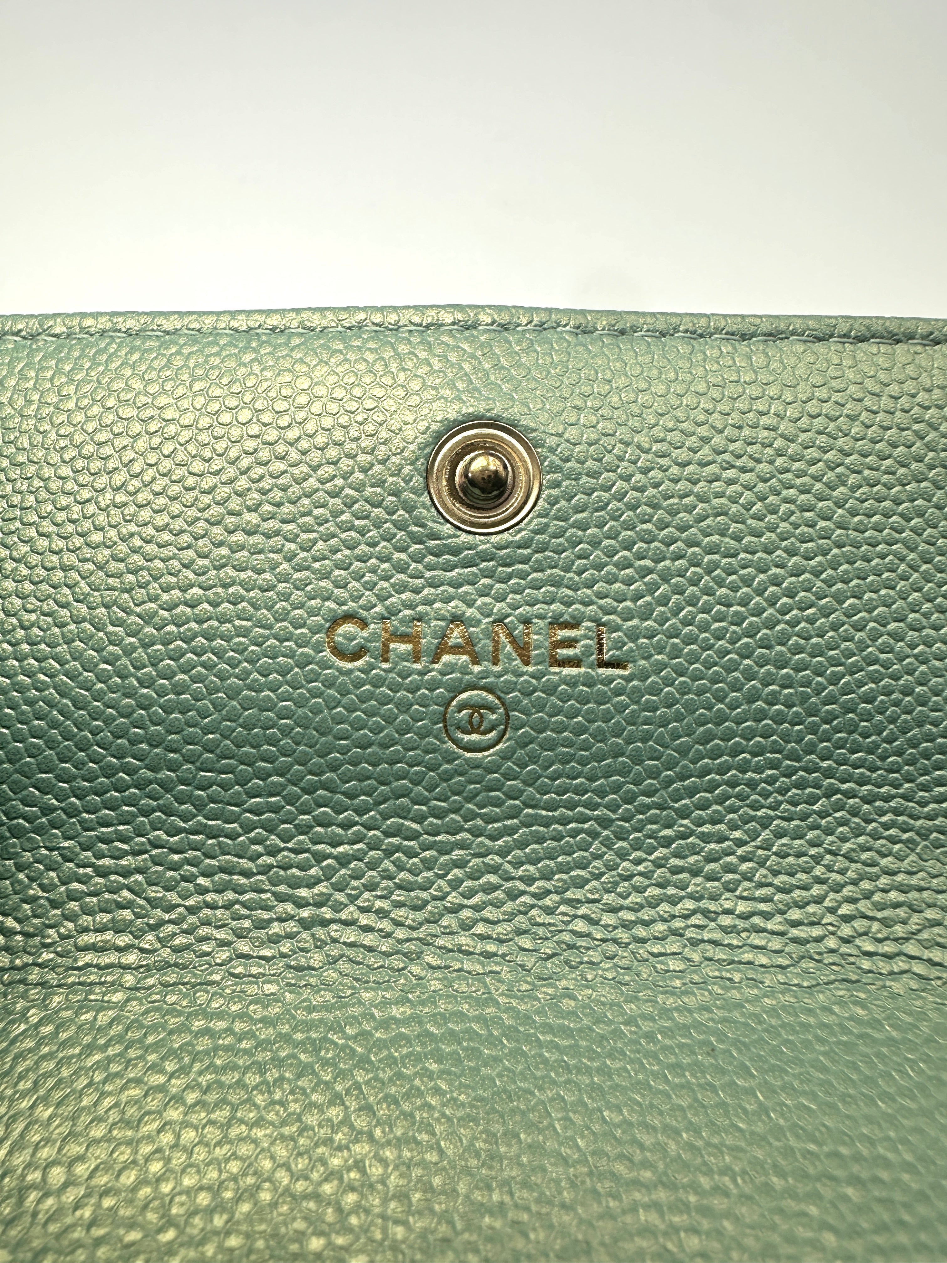 Chanel Iridescent Light Green Caviar Quilted Calfskin Leather Pearl On Chain Flap Bag(31***42) CC1318