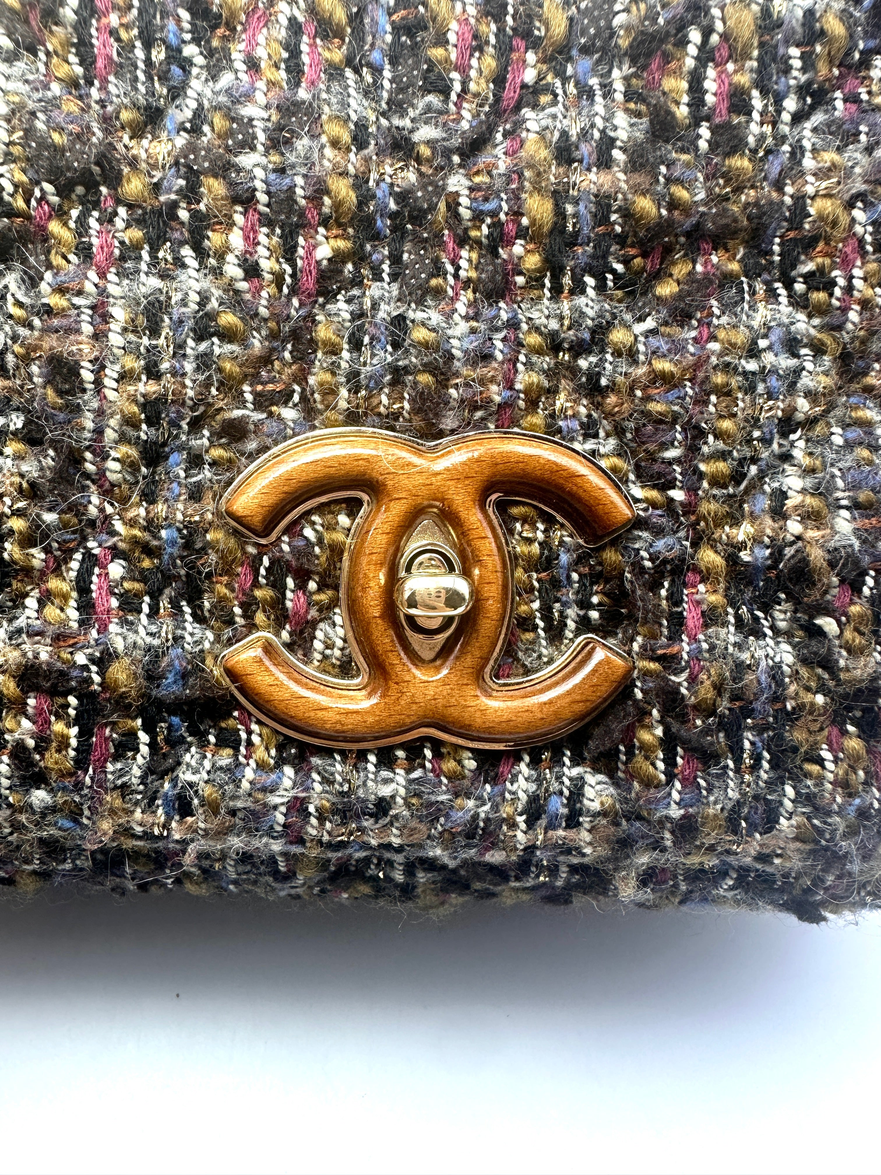 Chanel Knock On Wood Multicolor Tweed Sculptural Wood Top Handle Crossbody Bag(26***78) CC1330
