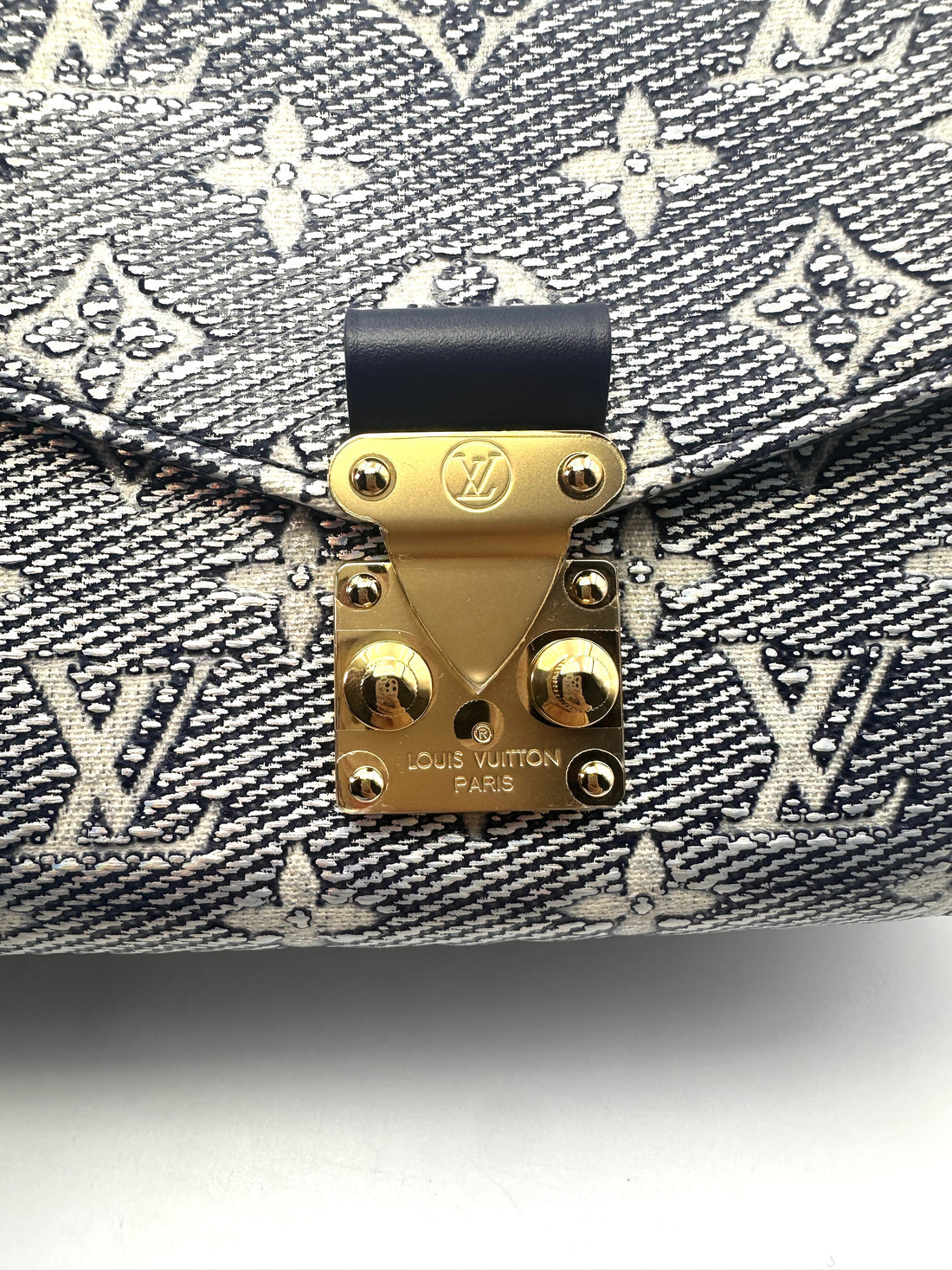 Louis Vuitton Eastwest Blue Monogram Pochette Bag LV1835