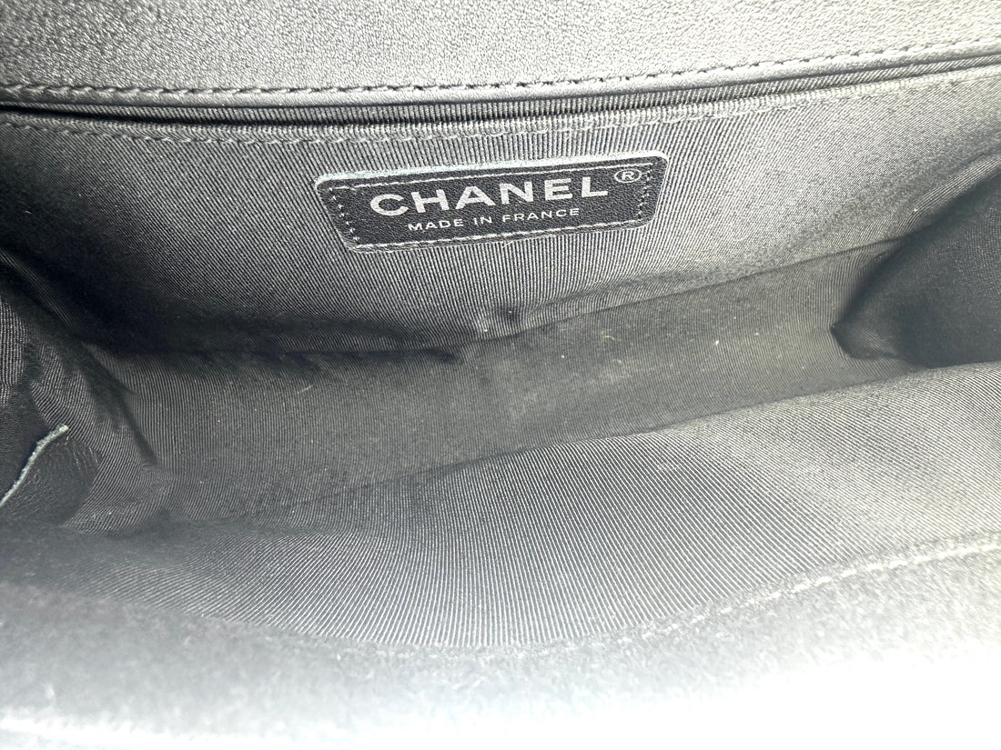 Chanel LeBoy Paris-Hamburg Metiers d'Art Mosaic Black/Sliver Embroidered Wool Medium Size Flap Bag(26***48) CC1354