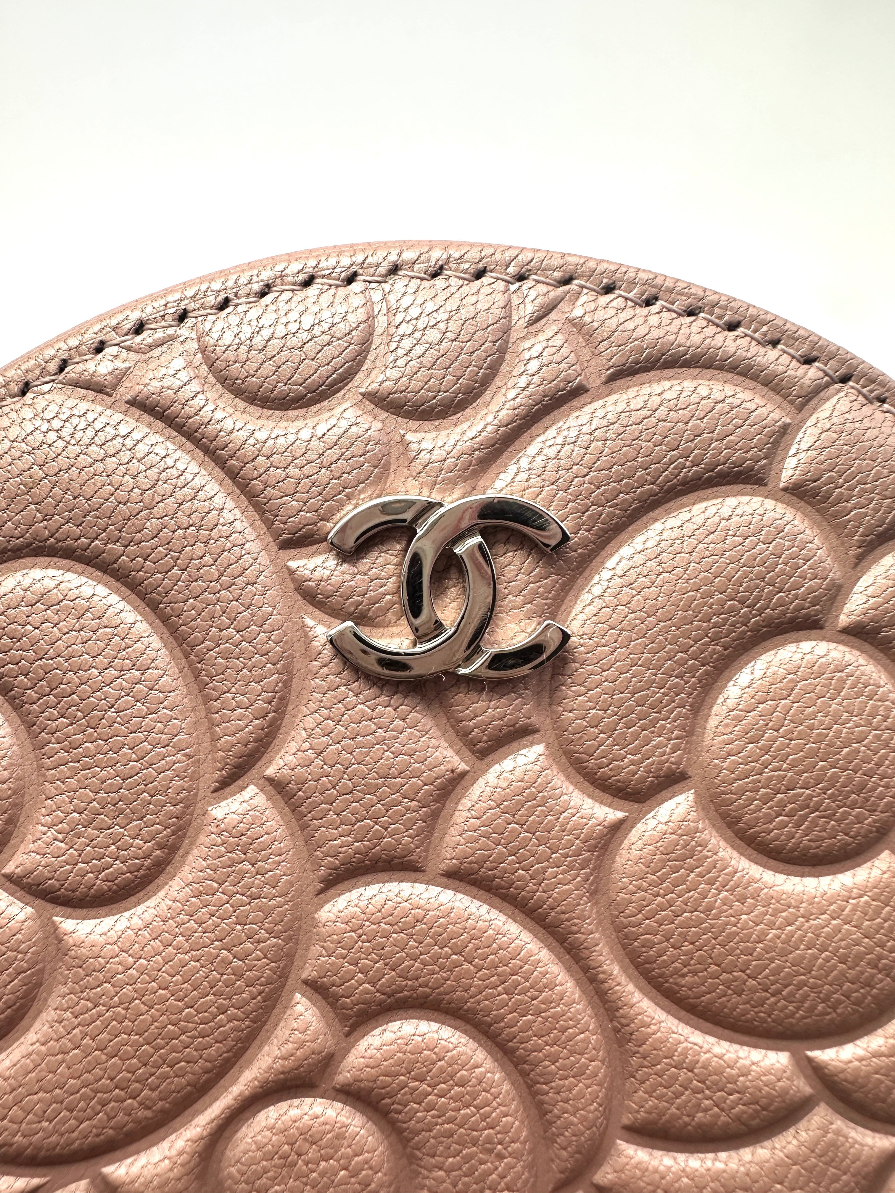 Chanel Camellia Pink Quilted Leather Round Chain Crossbody Bag(28***50) CC1356