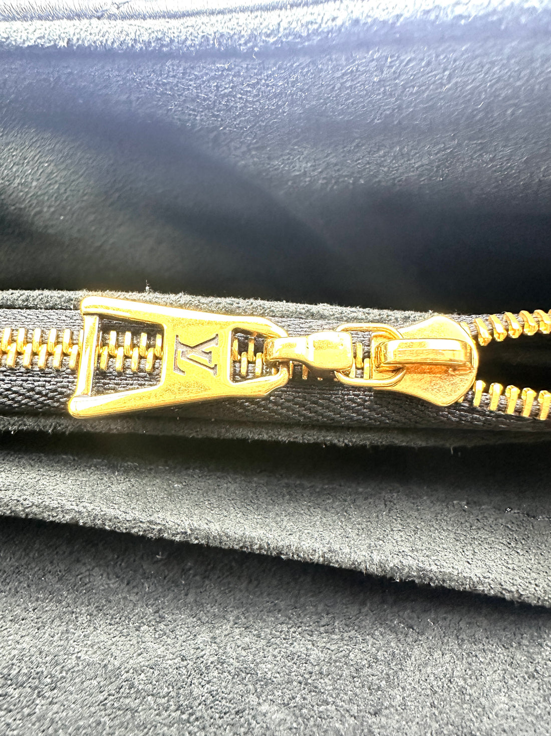 Louis Vuitton New Wave Black Quilted Leather Shoulder Bag With Gold Hardware LV1842