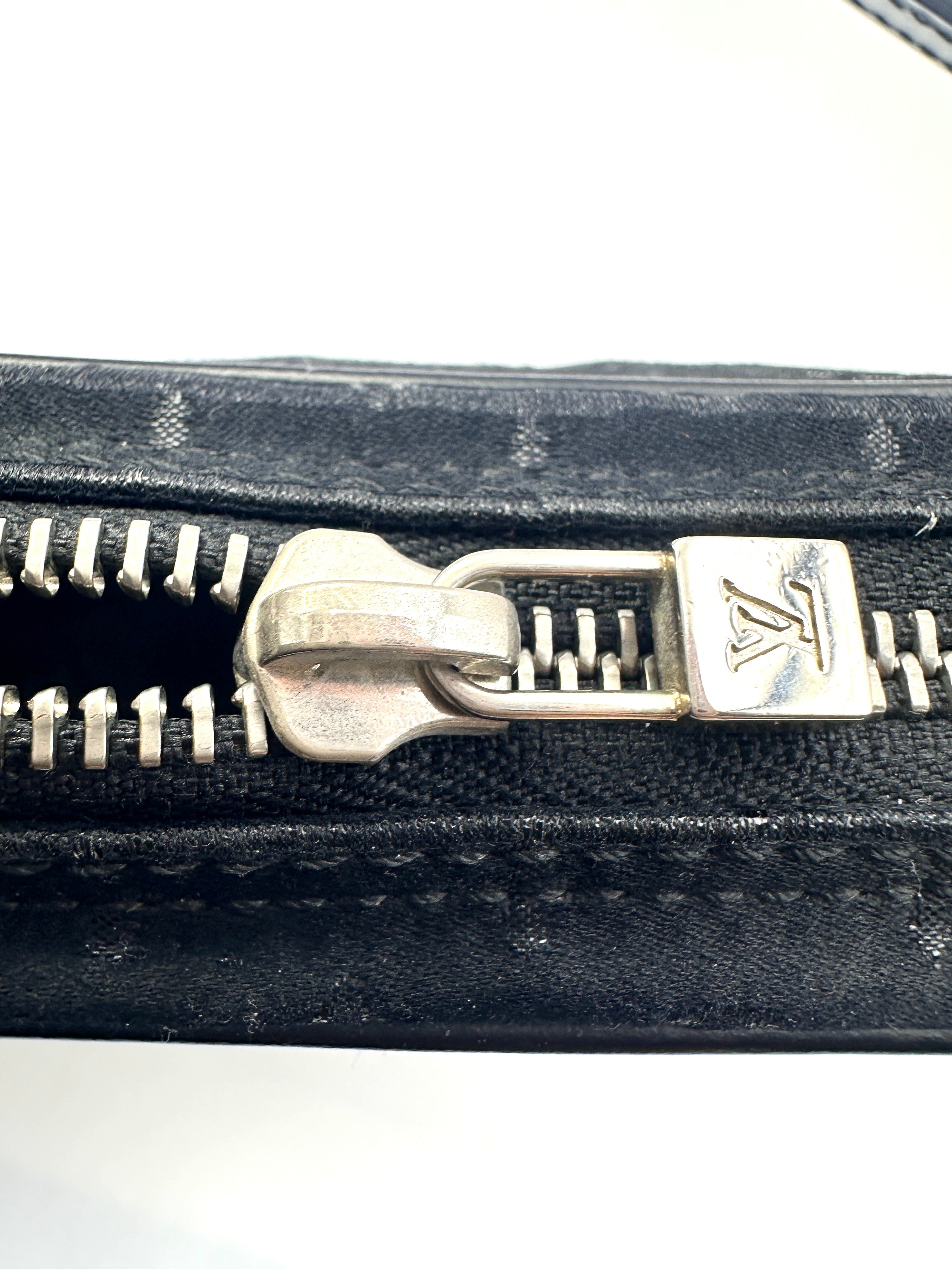 Louis Vuitton Conte De Fees Pochette LV1851