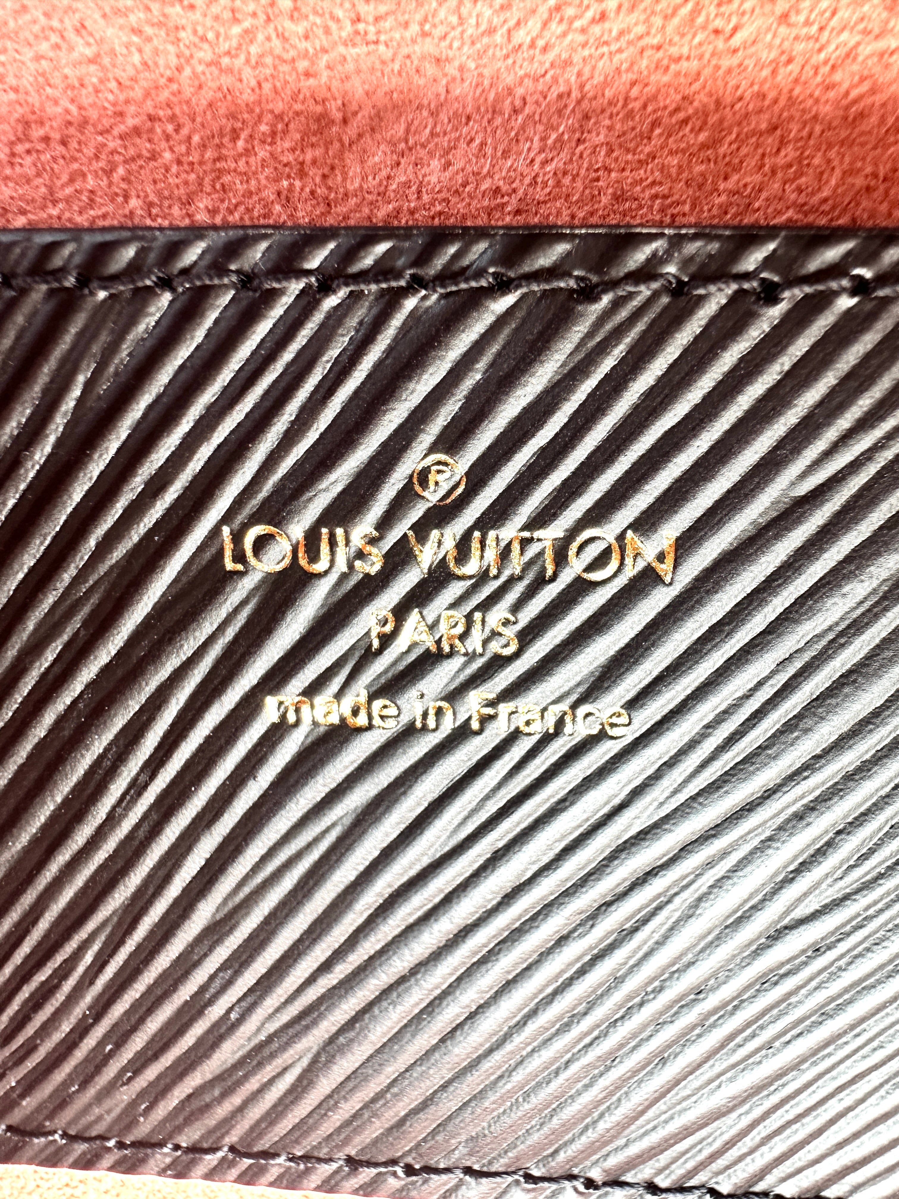 Louis Vuitton Twist MM Black Epi Calfskin Shoulder Bag G053