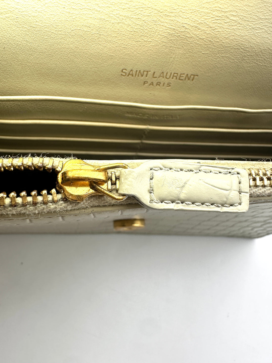 Saint Laurent Kate White Croc-Embossed Leather Flap Bag With Gold Hardware G061