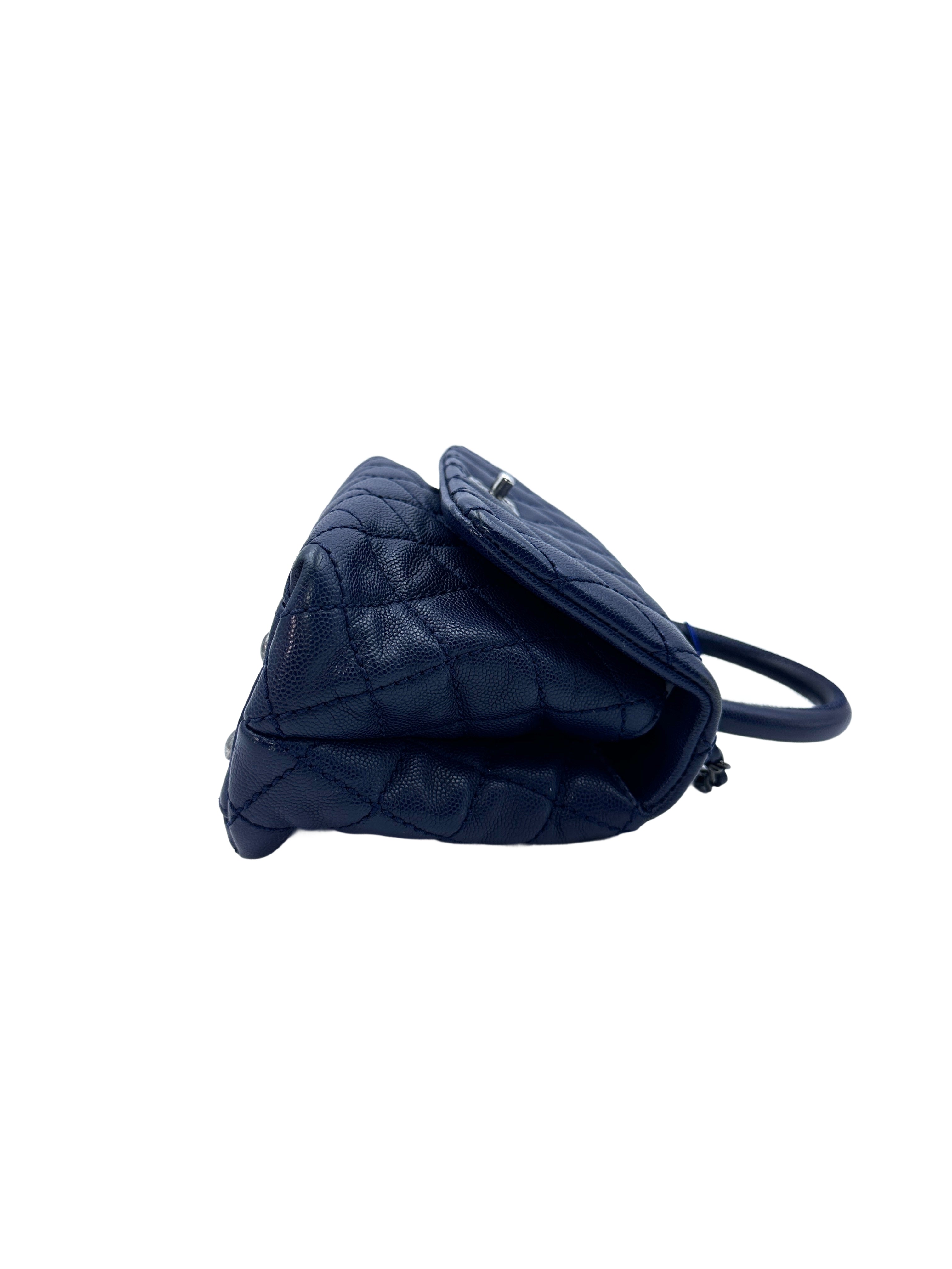 Chanel CoCo Navy Blue Quilted Calfskin Handle Shoulder Bag(22***99) G081