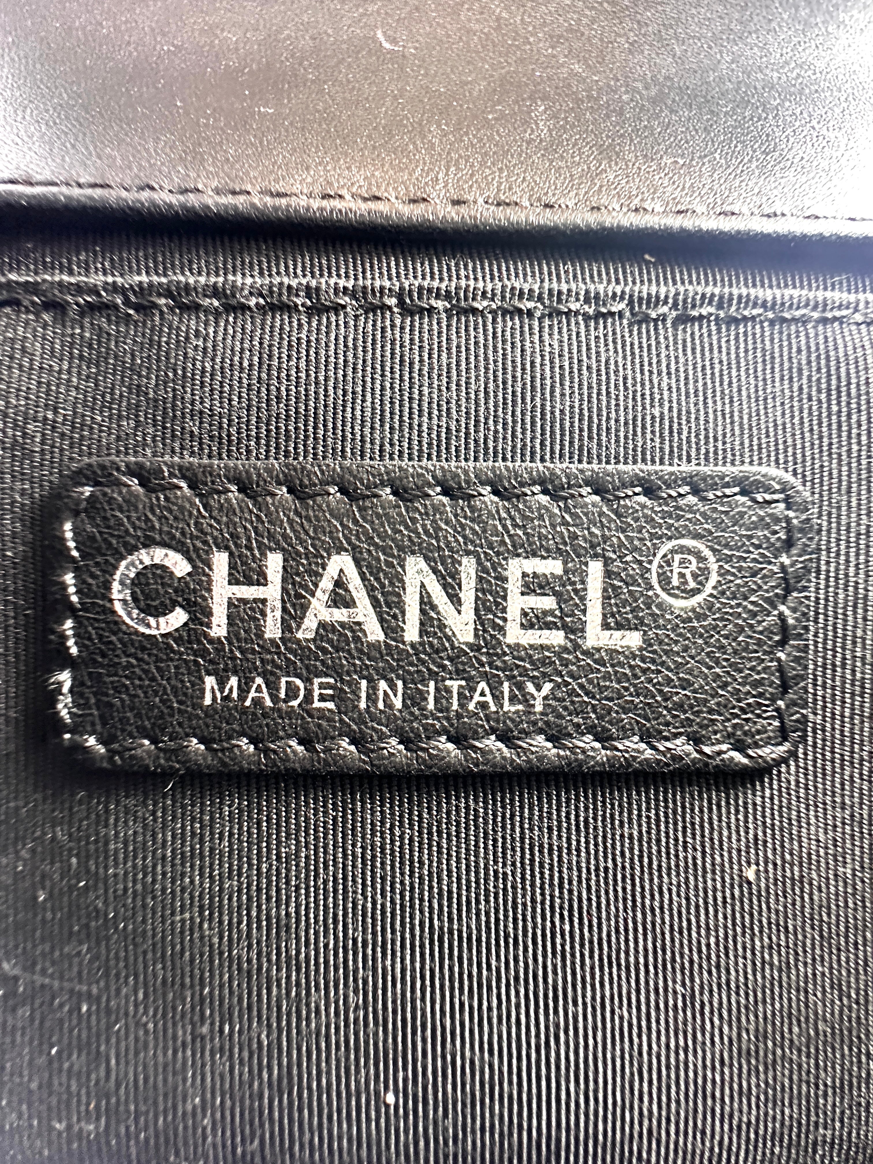 Chanel LeBoy Black Stingray Leather Small Size Flap Bag With Silver Buckle(22***86) CC1375-1