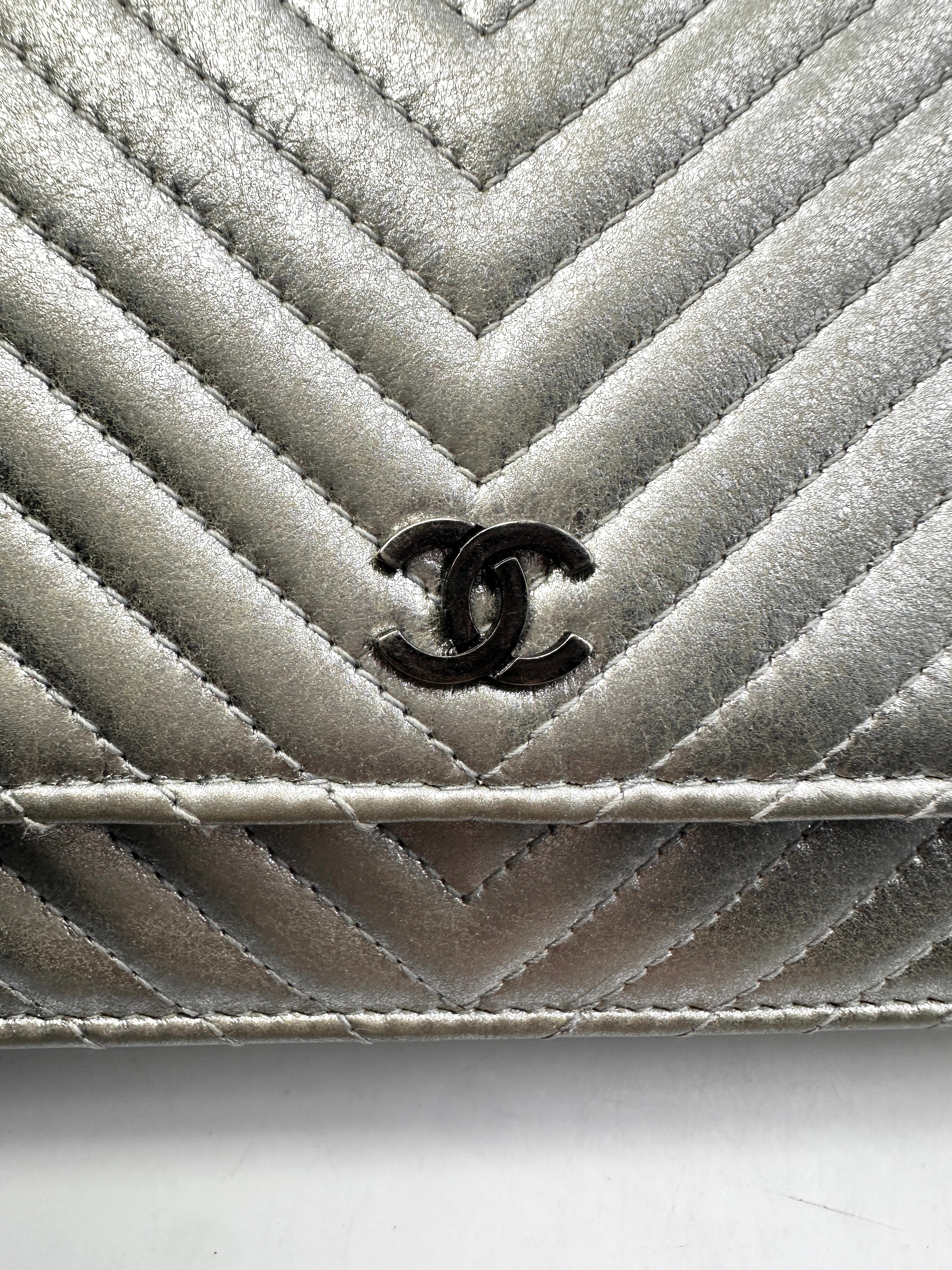 Chanel Chevron V Stitch Sliver Leather Wallet On Chain With Silver Buckle(22***94) CC1381