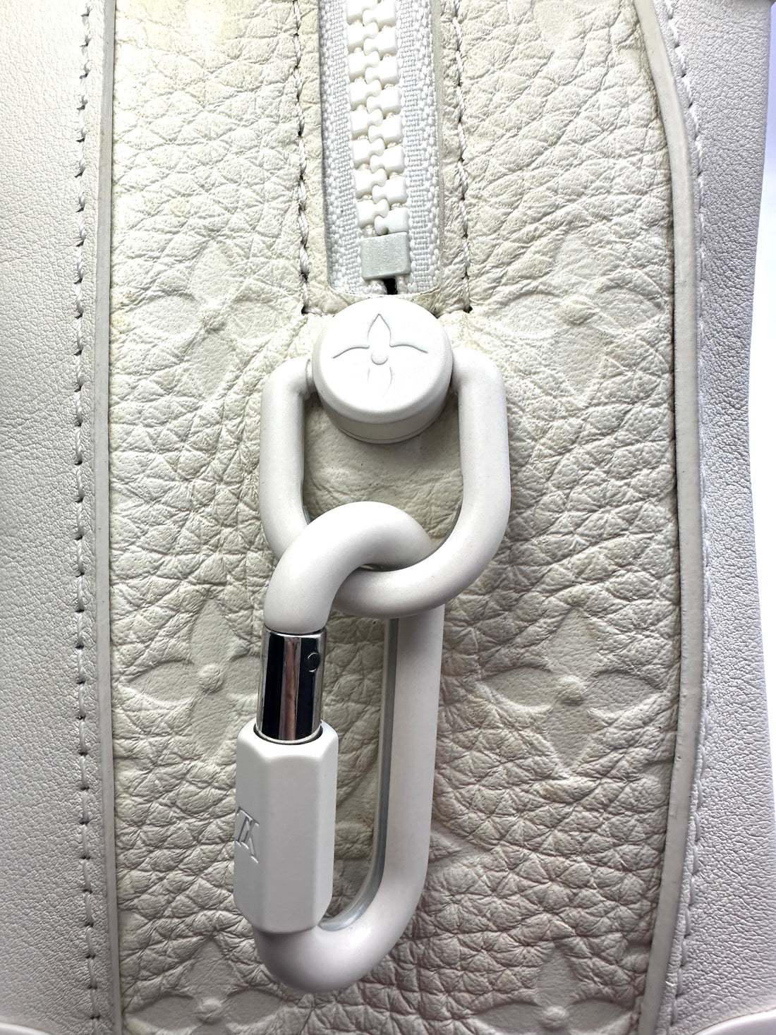 Louis Vuitton Solf Trunk White Monogram Shoulder Bag LV1867