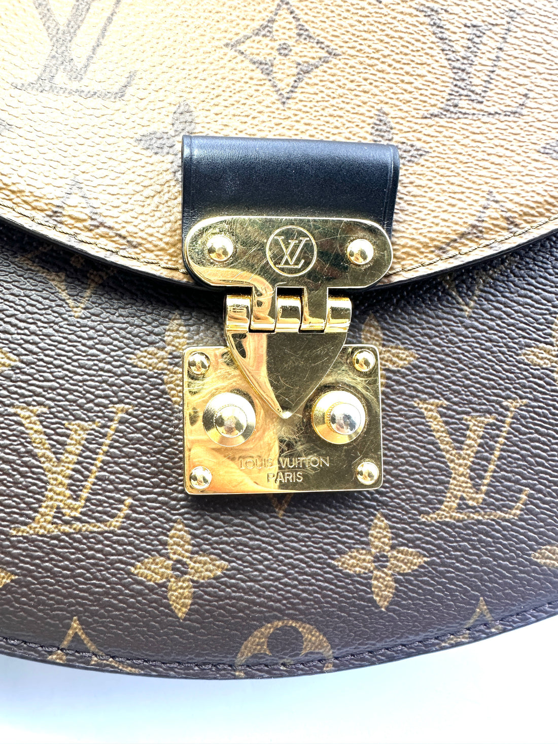 Louis Vuitton Tilsitt Brown Monogram Leather Handle Bag LV1874