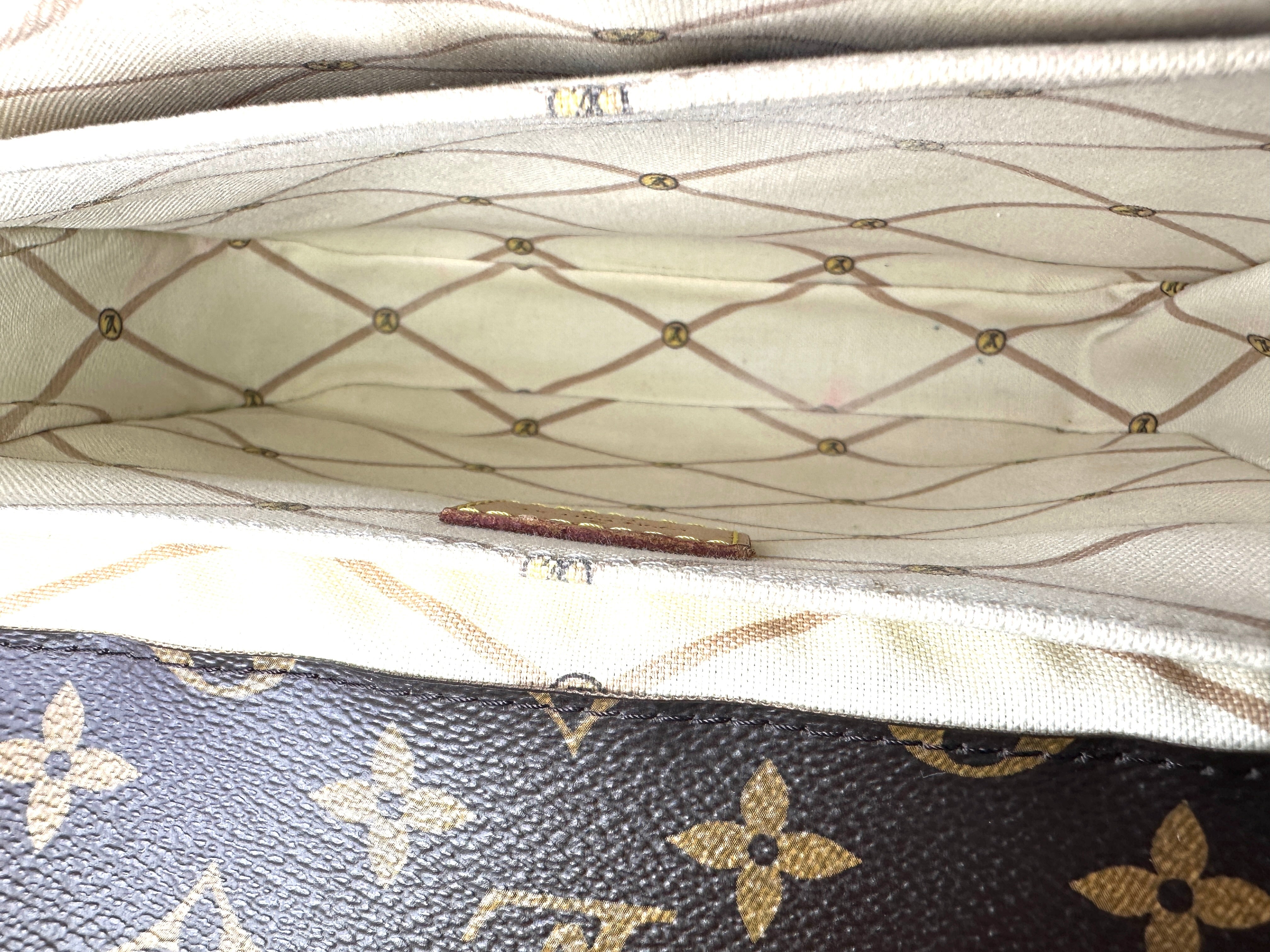 Louis Vuitton Limited Edition 2018 Summer Courtyard Series Shoulder Bag LV1870