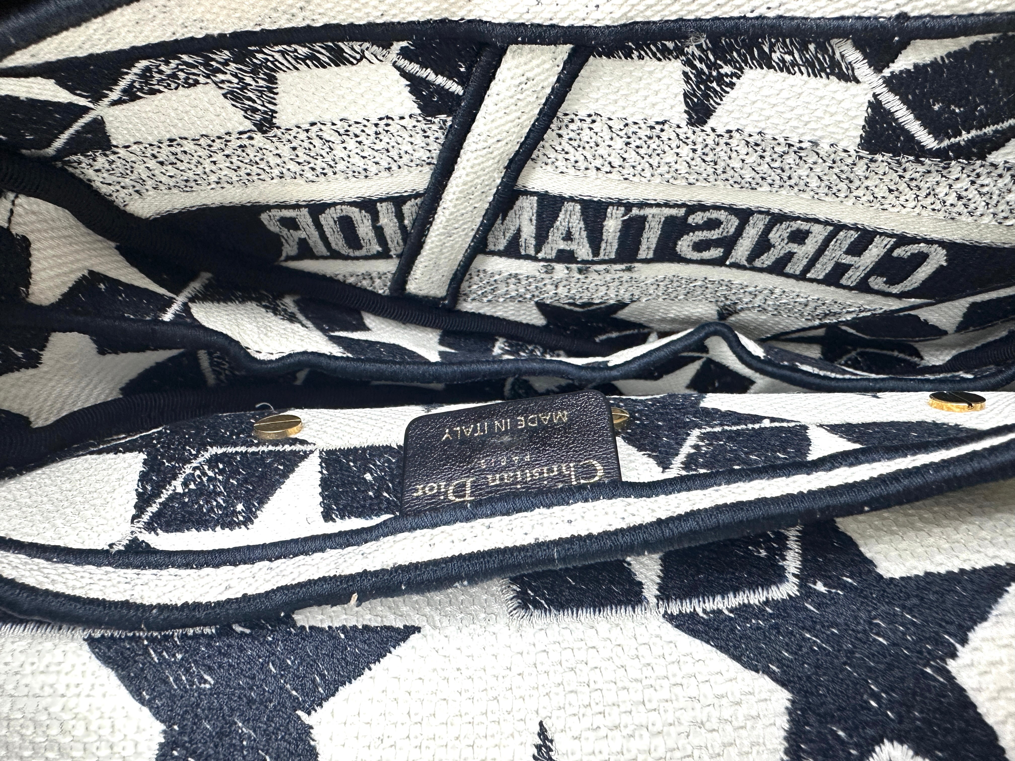 Christian Dior 2021 Navy/White Stars Embroidered Canvas Saddle Bag DR484