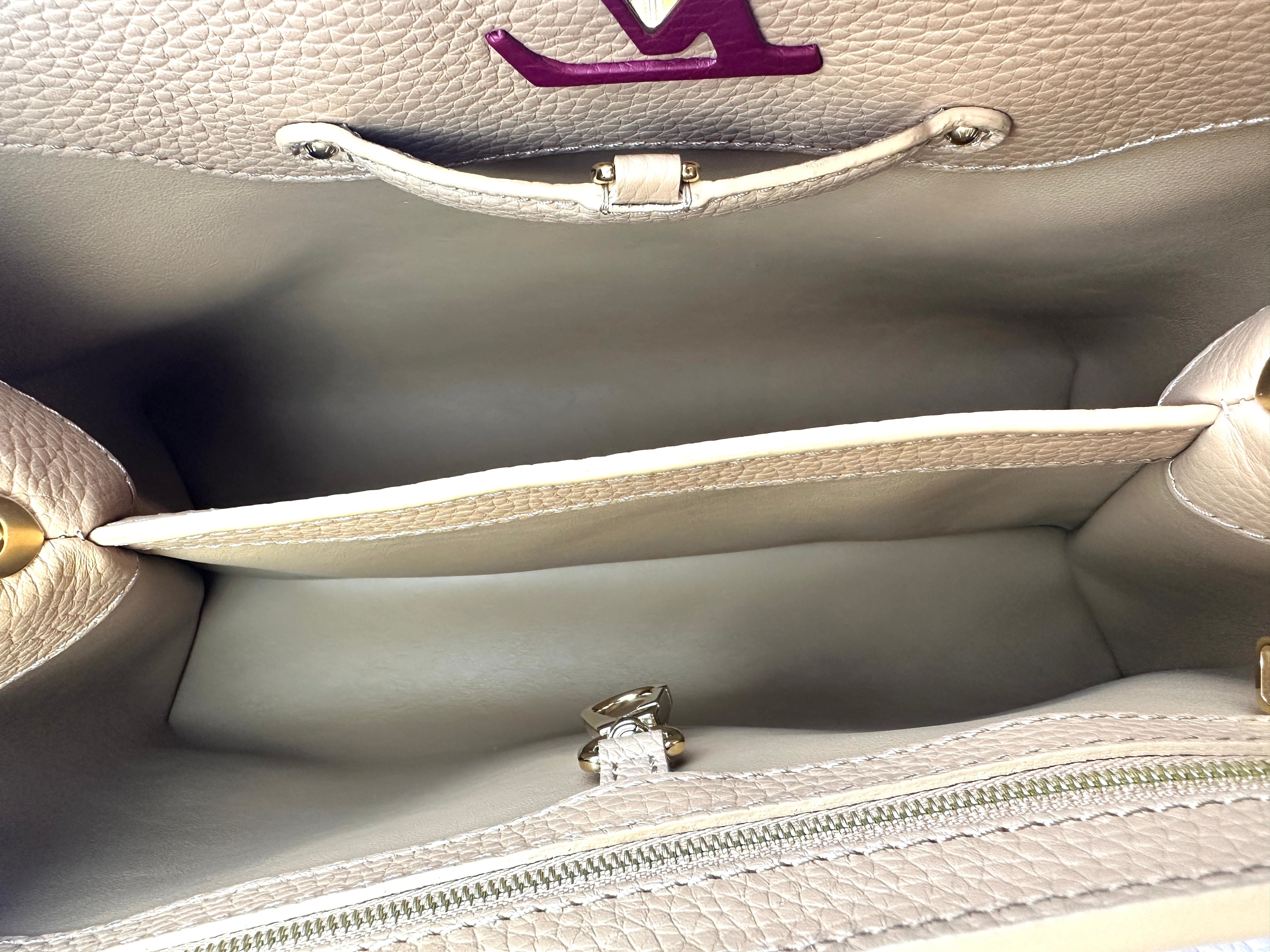 Louis Vuitton Capucines Beige Taurillon Leather Medium Size Handle Bag LV1880