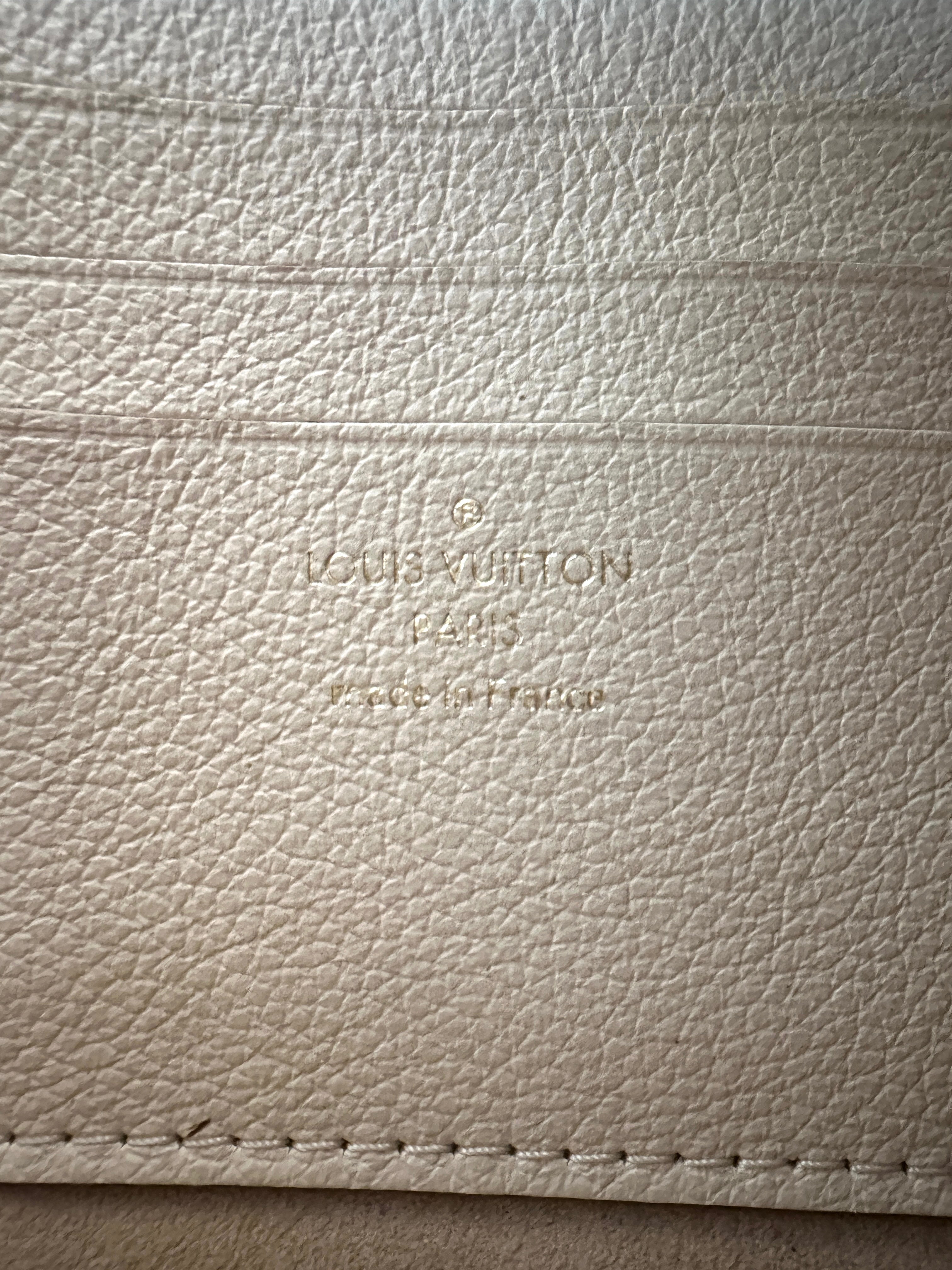 Louis Vuitton Ivy White Monogram Empreinte Leather Shoulder Bag LV1888