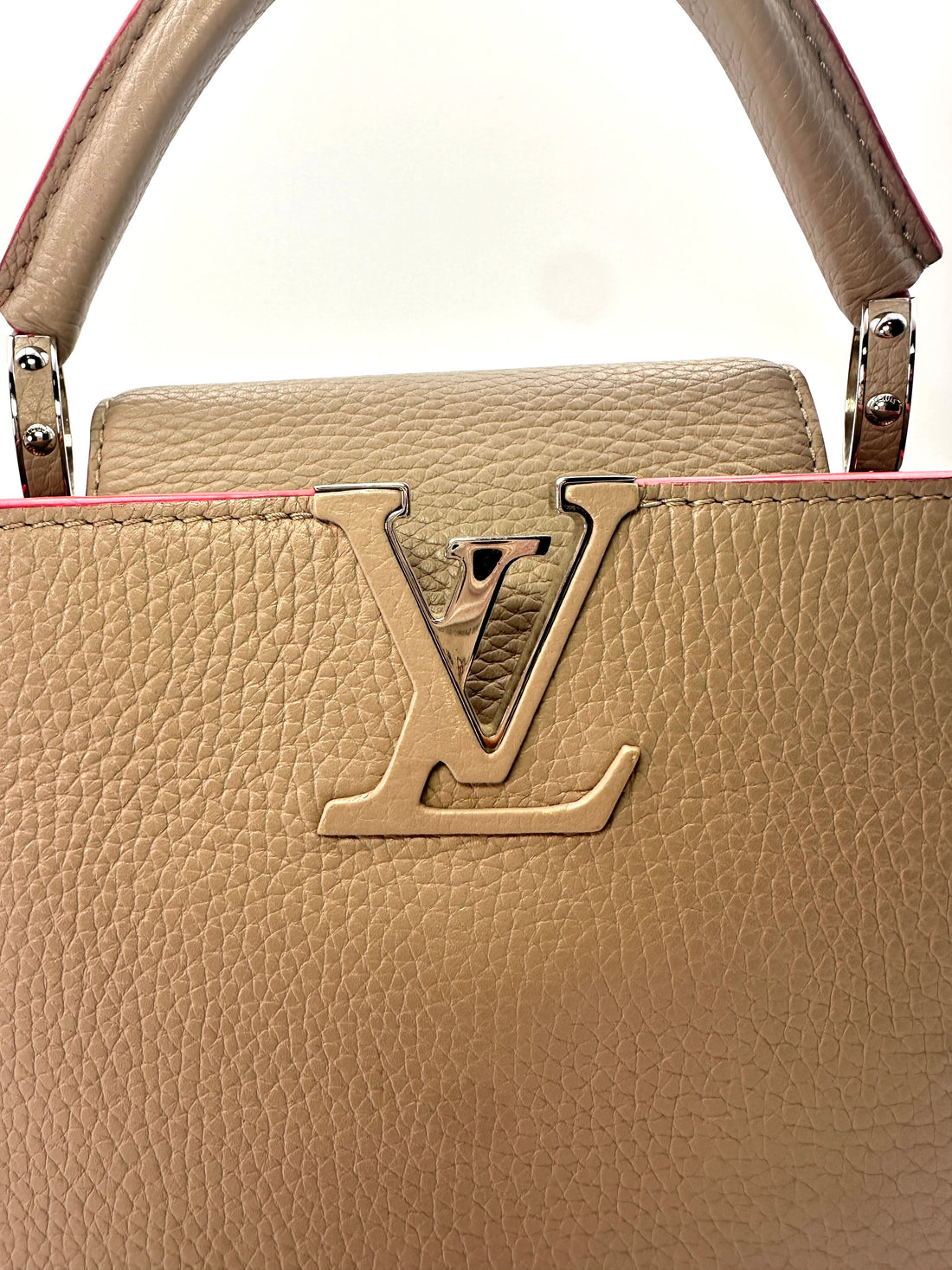 Louis Vuitton Capucines Galet Taurillon Leather Small Size Handle Bag LV1892
