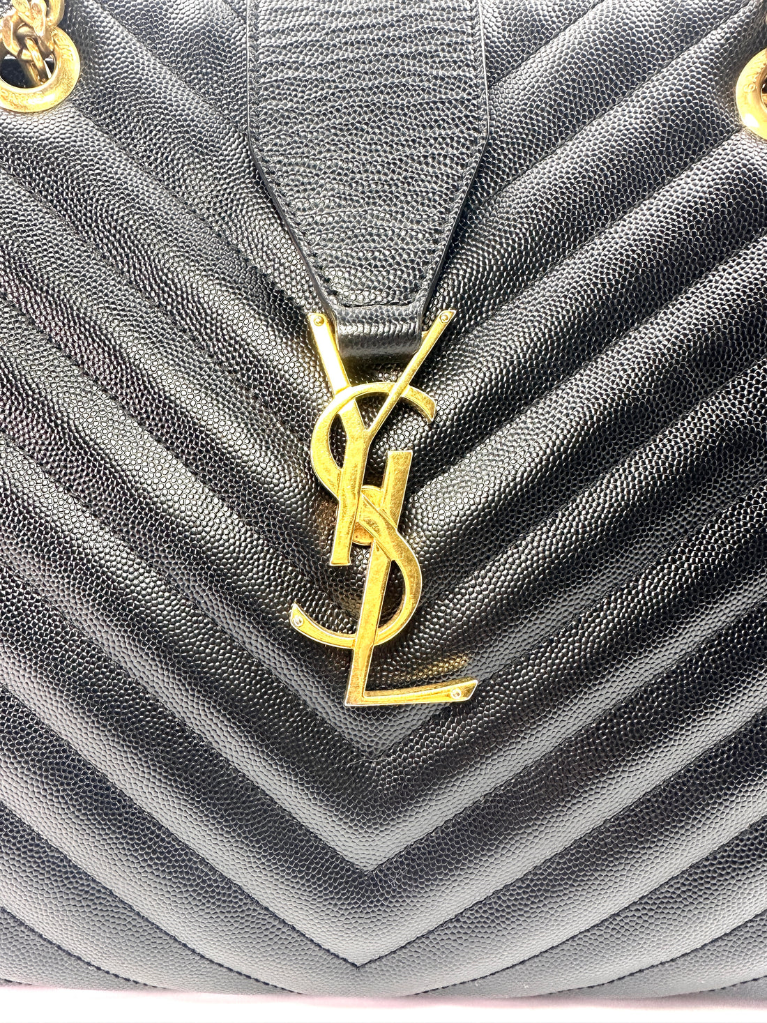 Saint Laurent Black Chevron Quilted Leather Tote Bag With Gold Hardware SL158