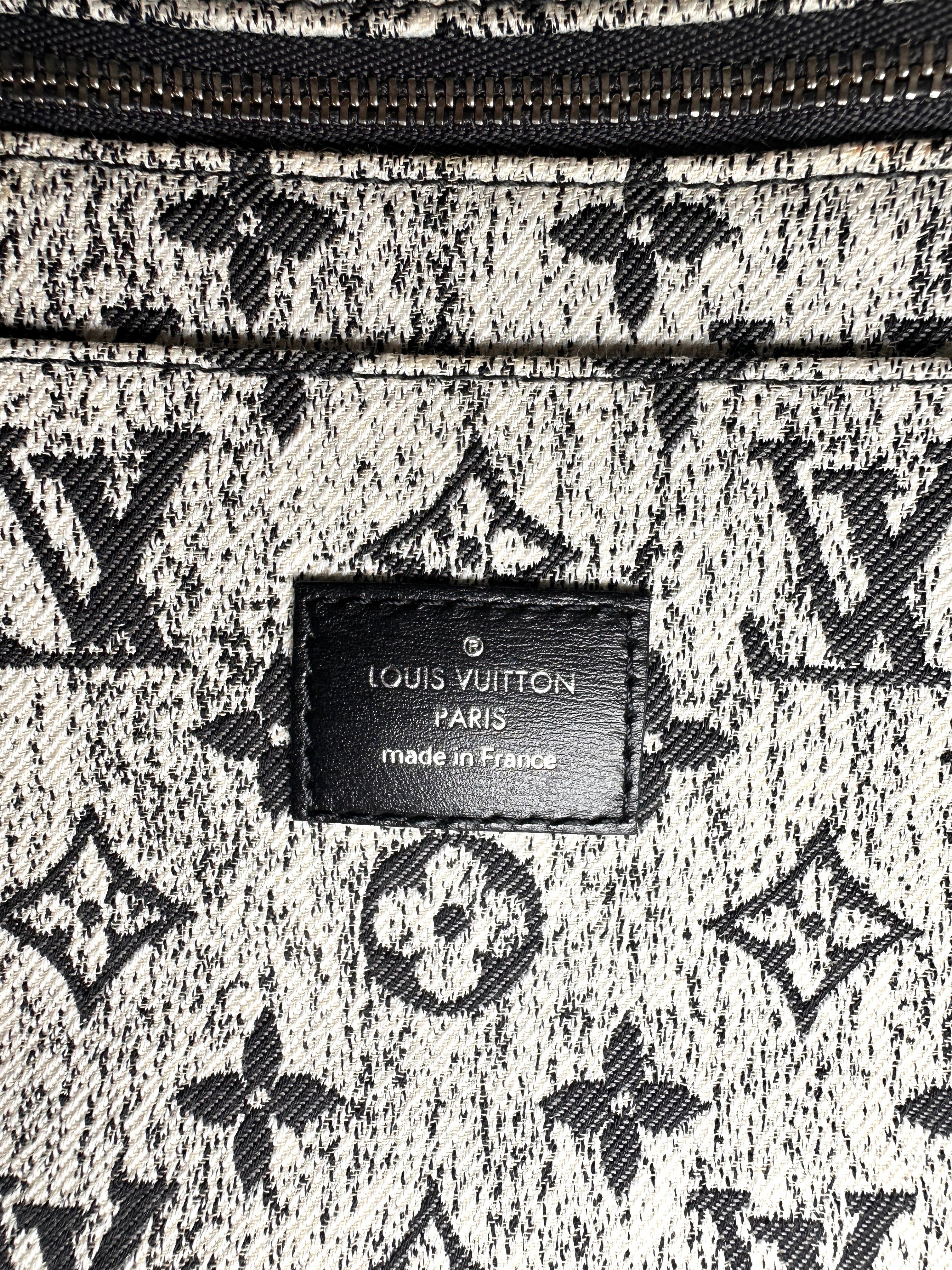Louis Vuitton OnTheGo MM Monogram Jacquard Denim Handle Bag LV1915