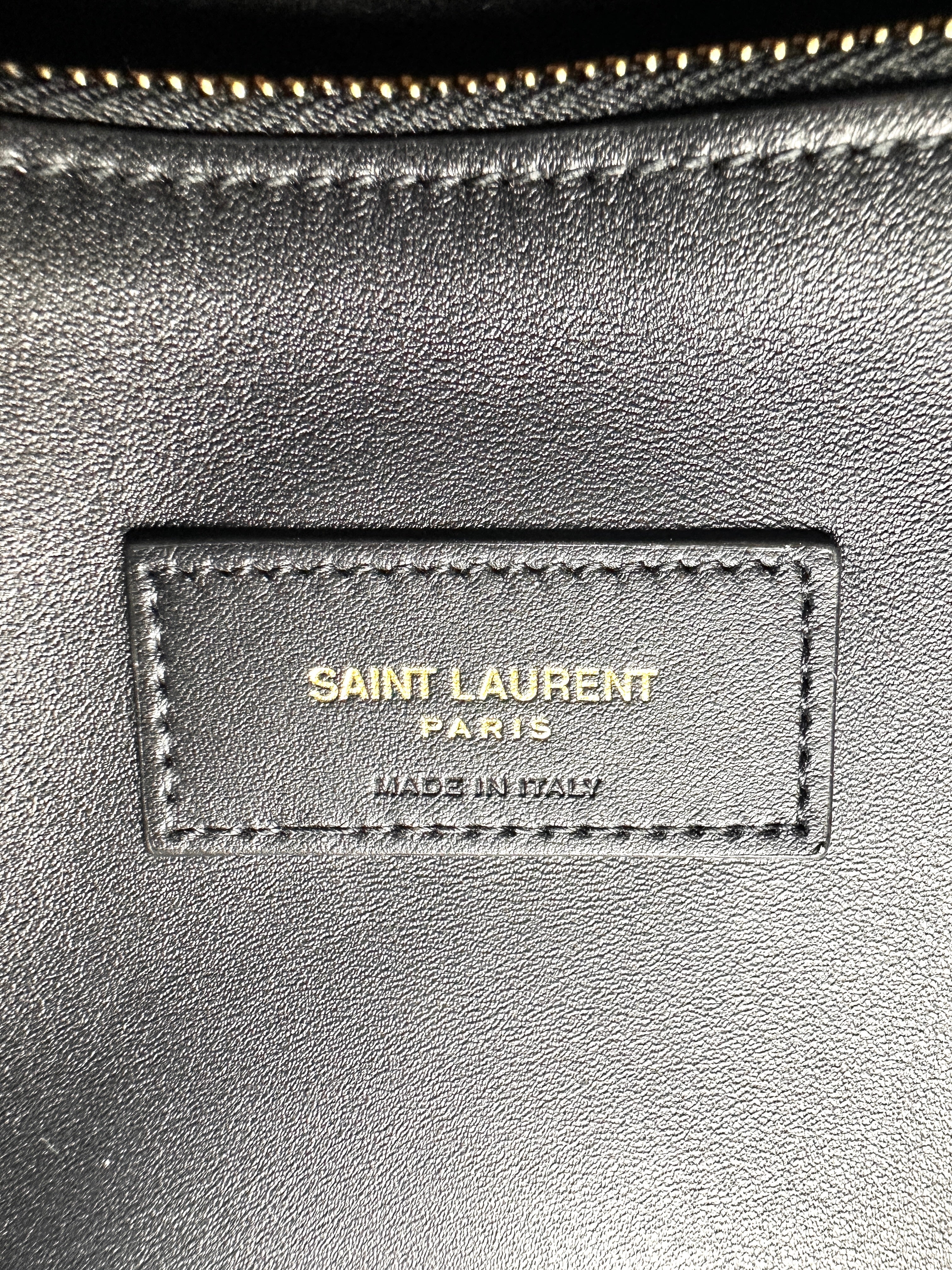 Saint Laurent Le5a7 Black Grained Leather Hobo Bag Sl160
