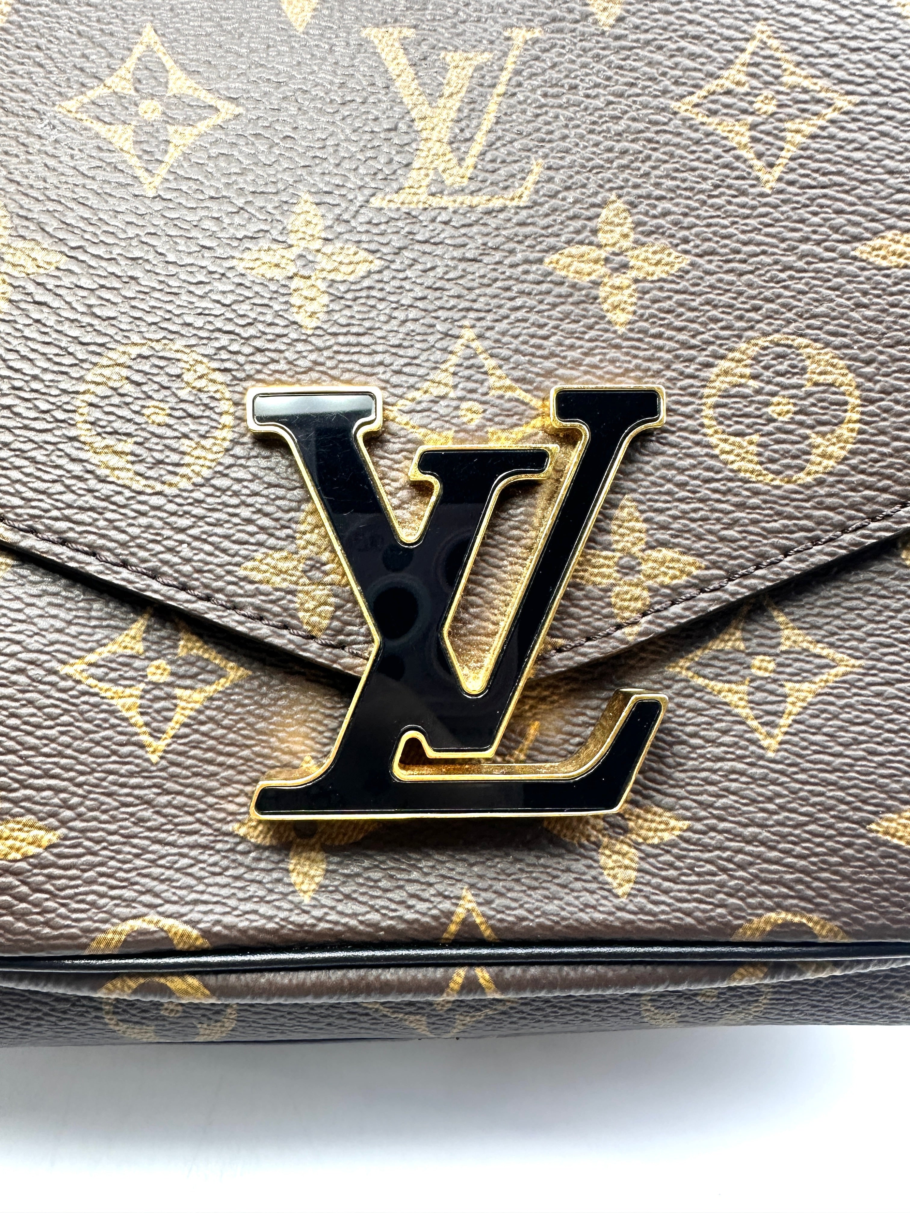 Louis Vuitton Passy Brown Monogram Chain Shoulder Bag LV1919