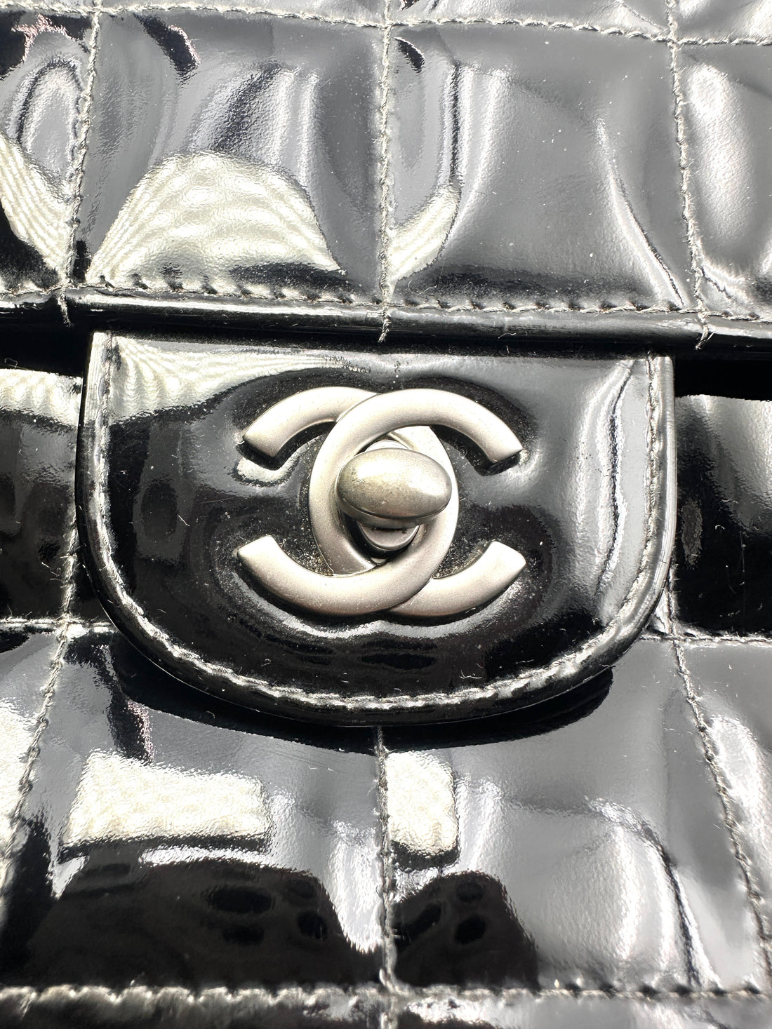 Chanel Chocolate Bar Black Patent Leather Chain Shoulder Bag(62***41) CC1413