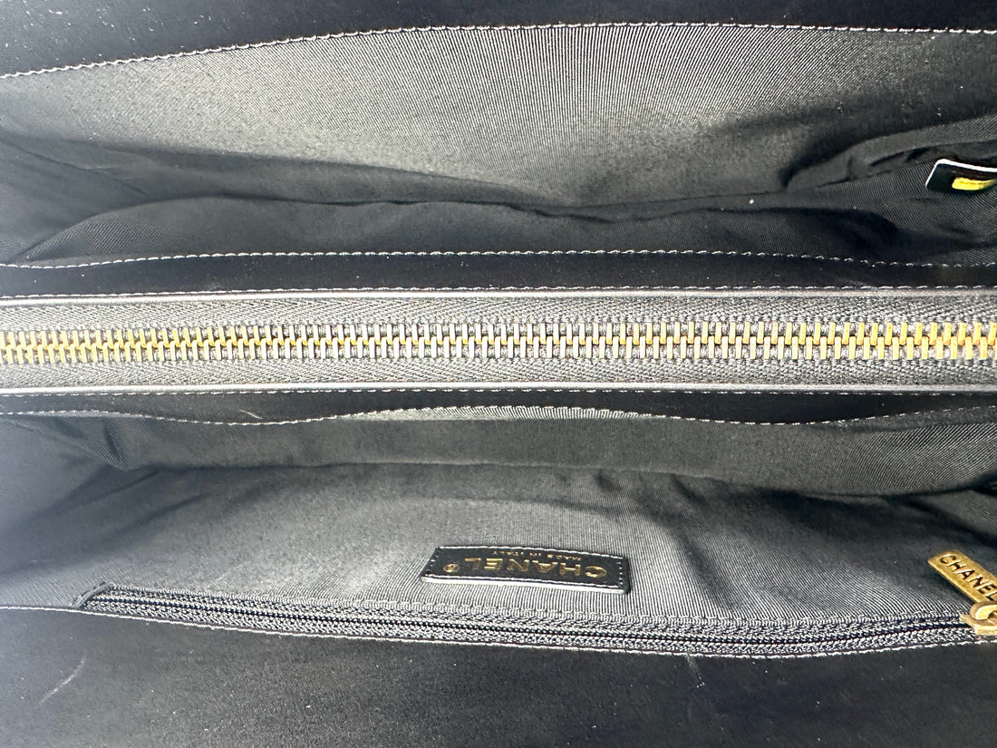 Chanel LeBoy Black Calfskin Tote Chain Bag With Gold Hardware(15***25) CC1414