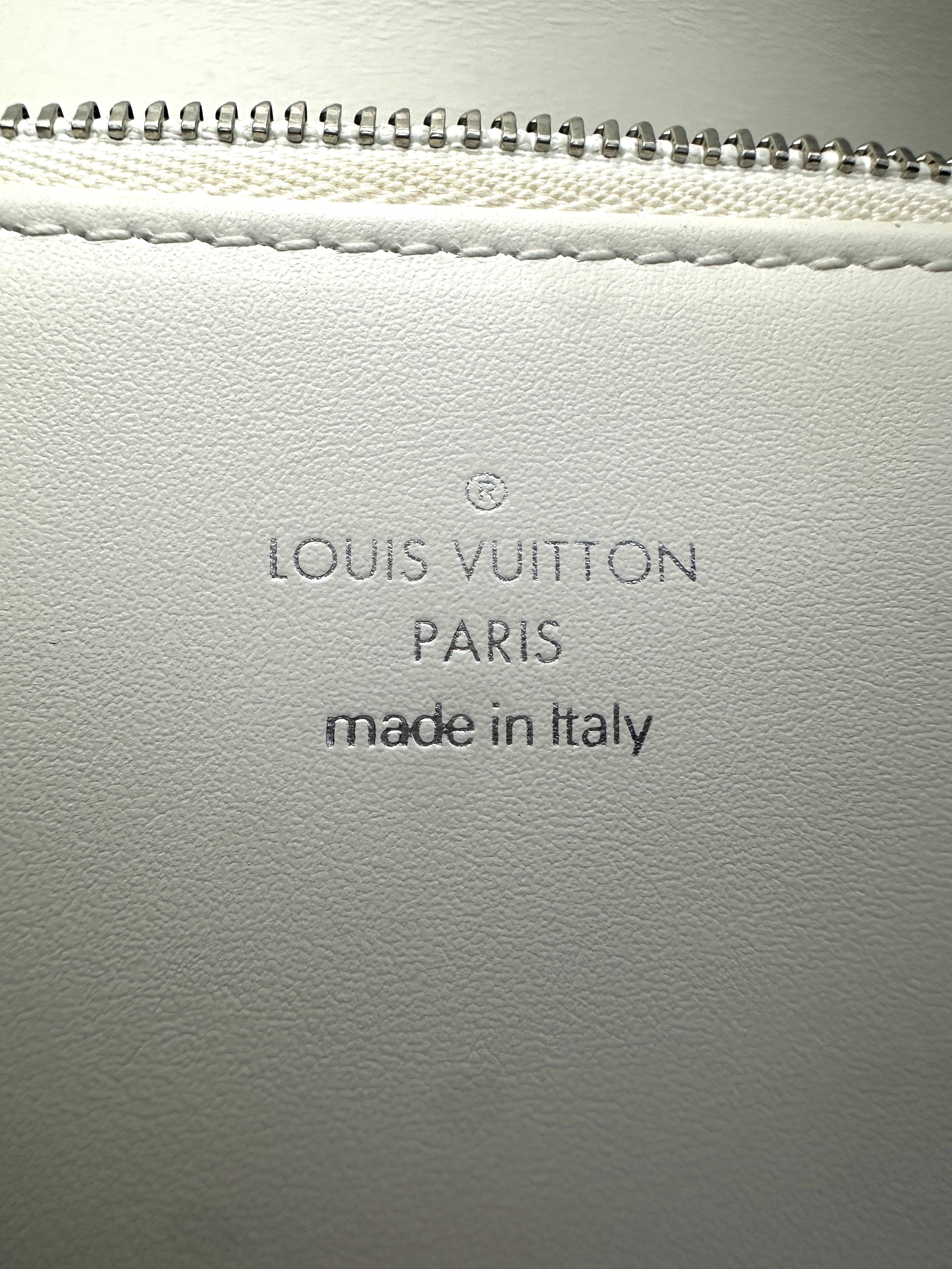 Louis Vuitton Swing White Leather Shoulder Bag With S-Lock Hardware LV1927