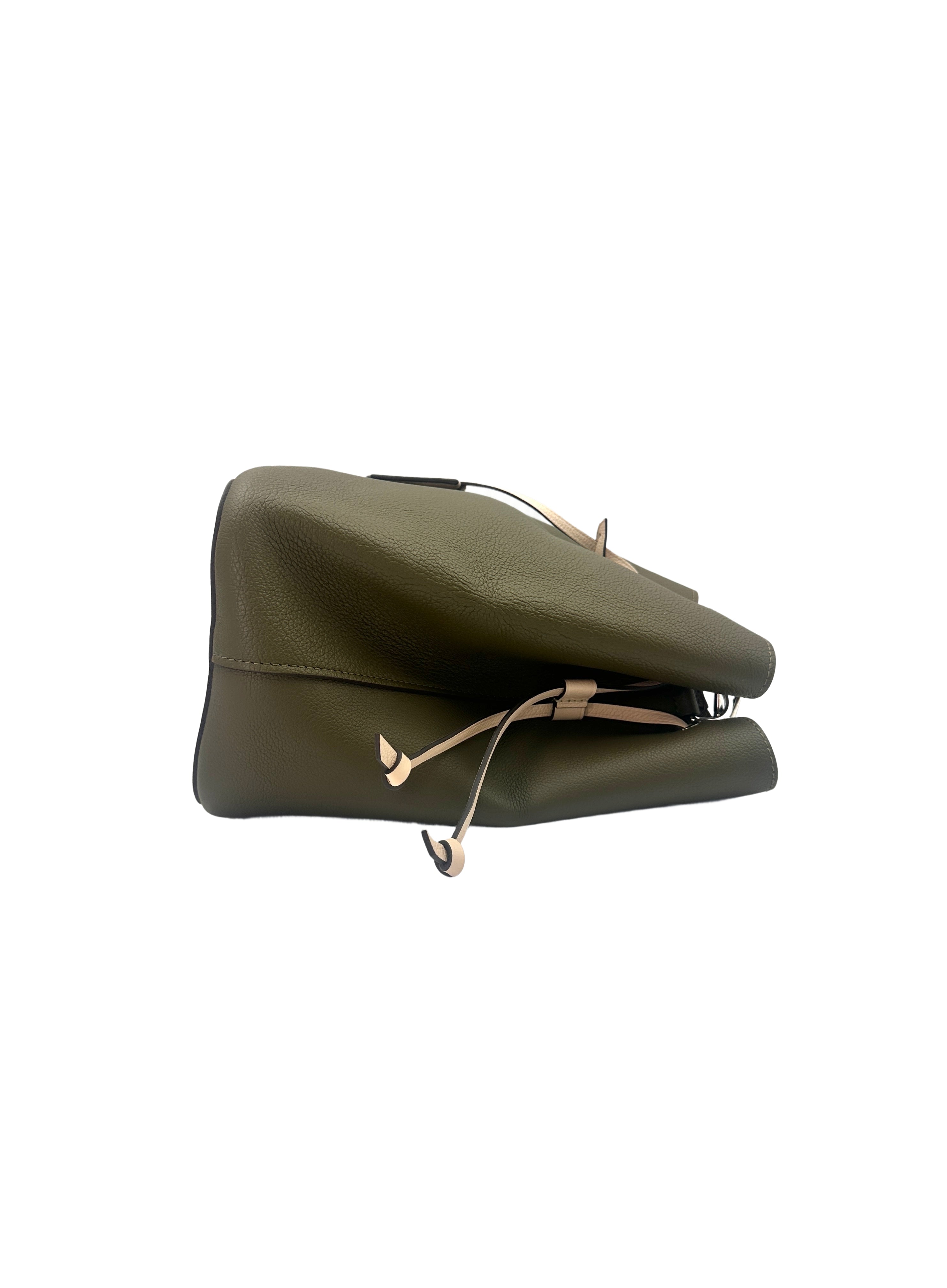 Louis Vuitton Lockme Moss Green Taurillon Leather Bucket Bag LV1938