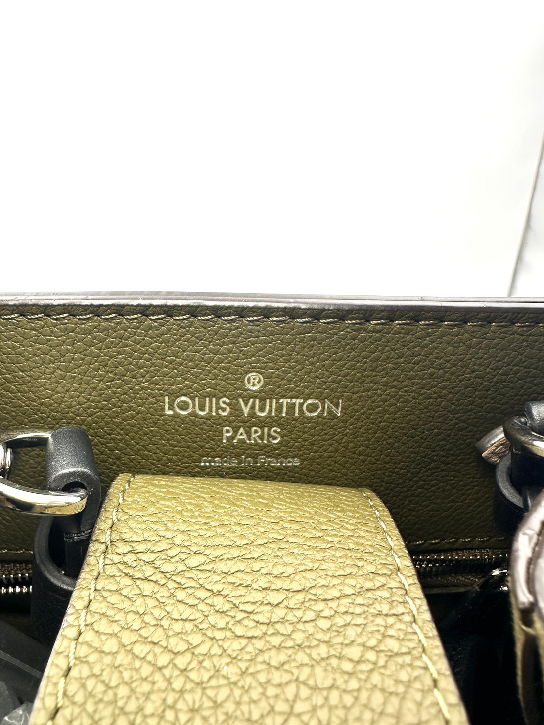 Louis Vuitton Lockme Moss Green Taurillon Leather Bucket Bag LV1938
