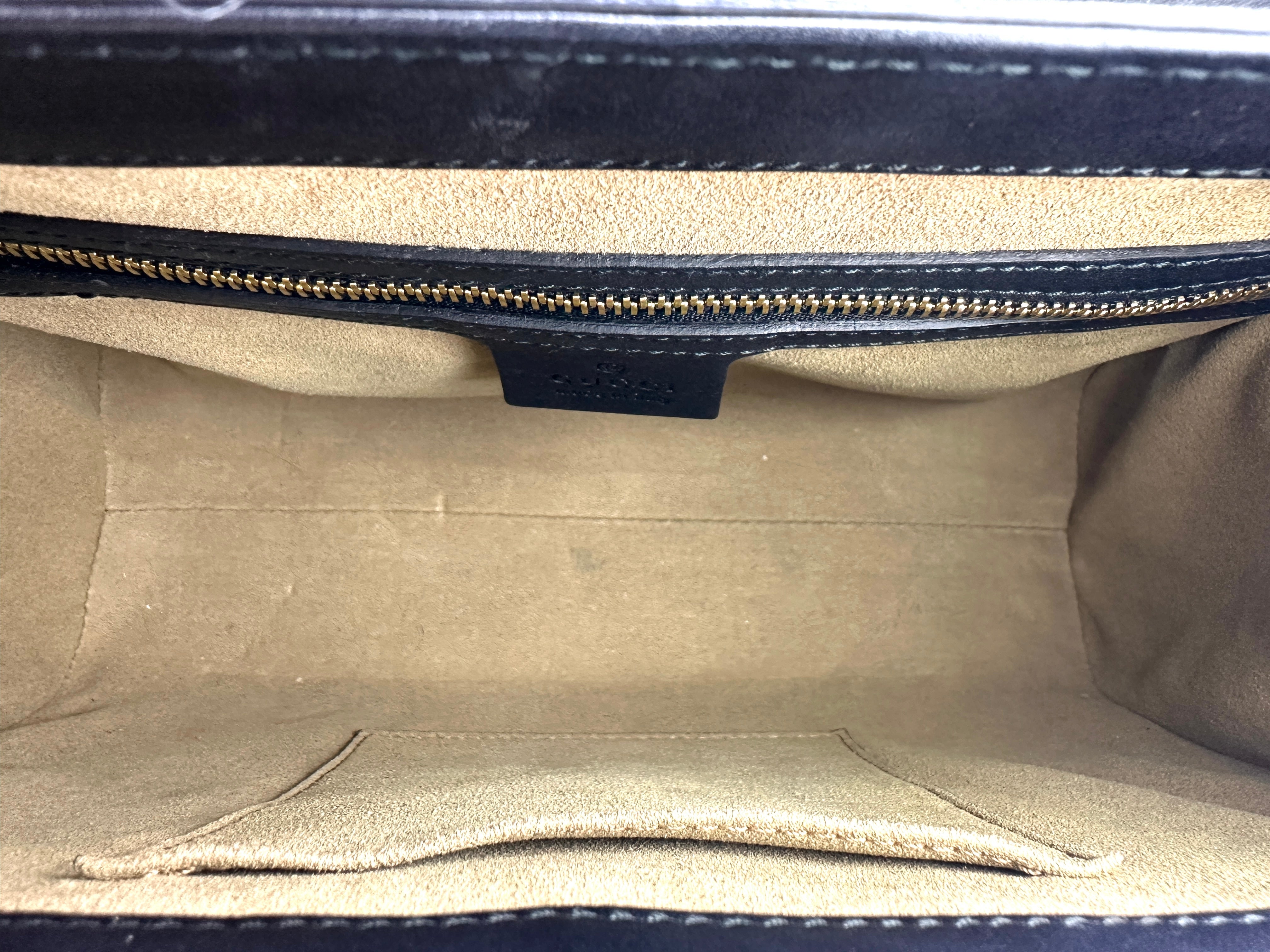Gucci Padlock GG Supreme Top Handle Bag With Gold Buckle GG633