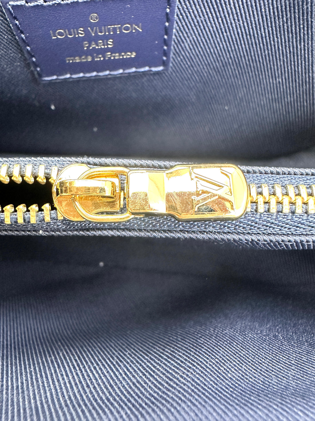 Louis Vuitton Monoglam East West Blue Pochette Metis LV1951
