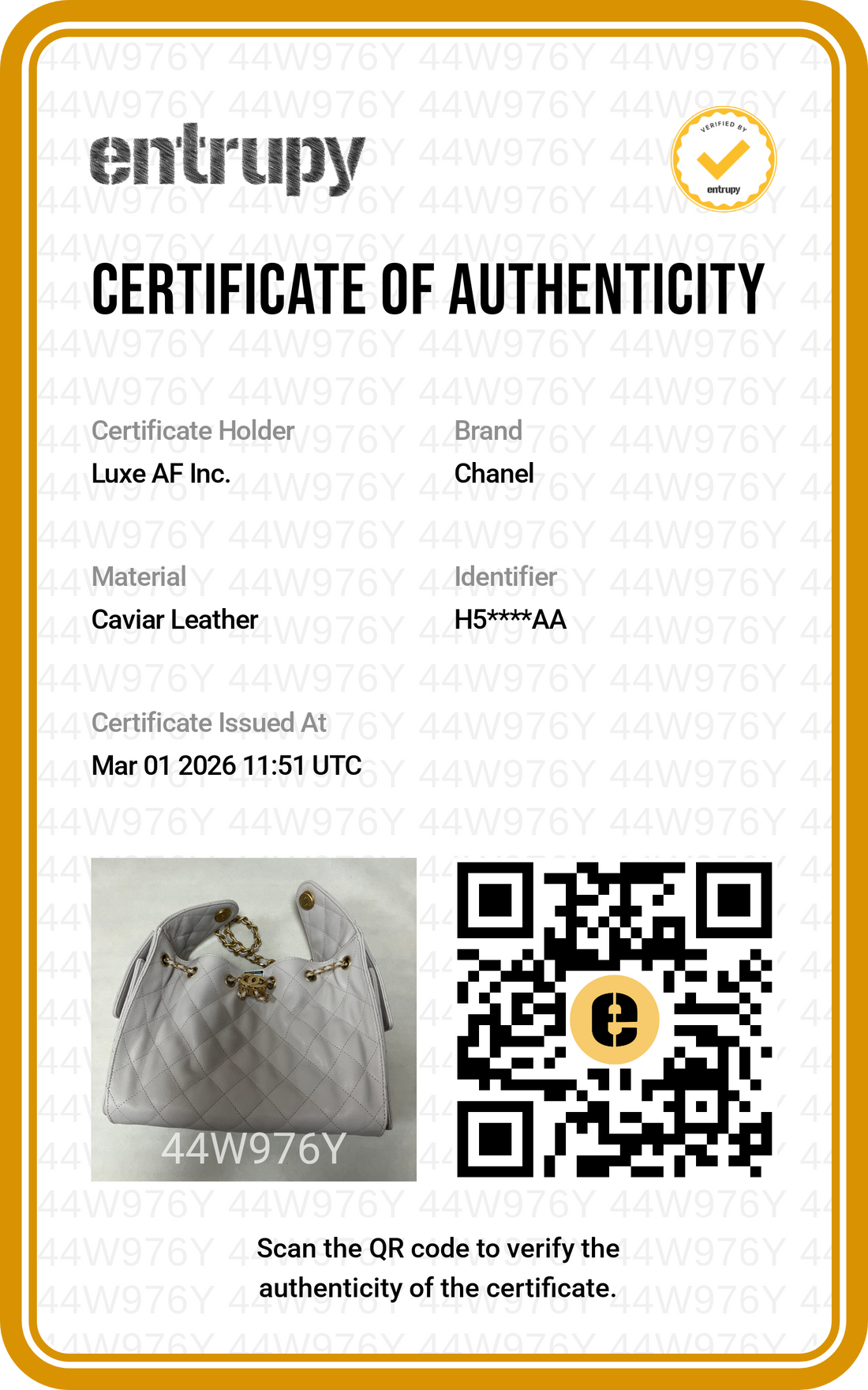 Chanel 25k White Quilted Leather Small Size Chain Hobo Bag(H5***AA) IRIS022