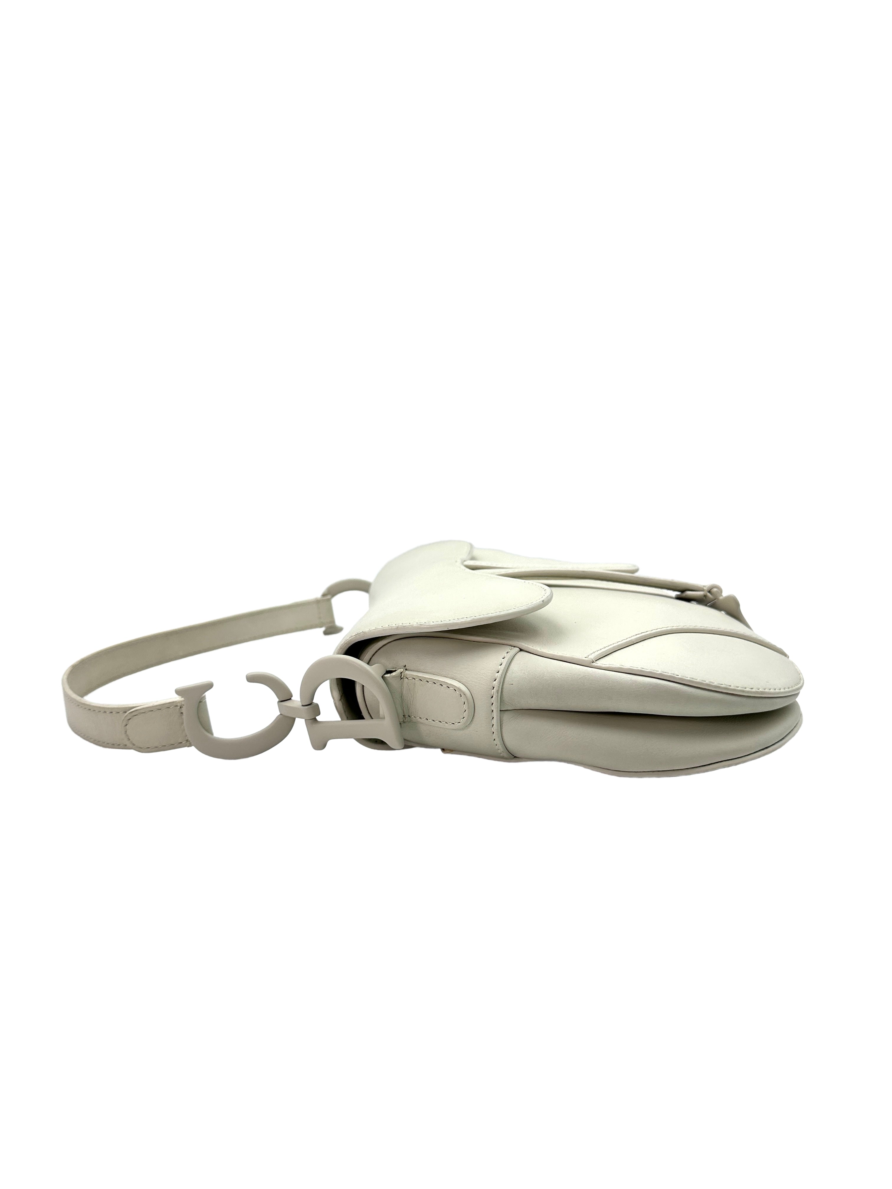 Christian Dior White Leather Medium Size Saddle Bag DR509