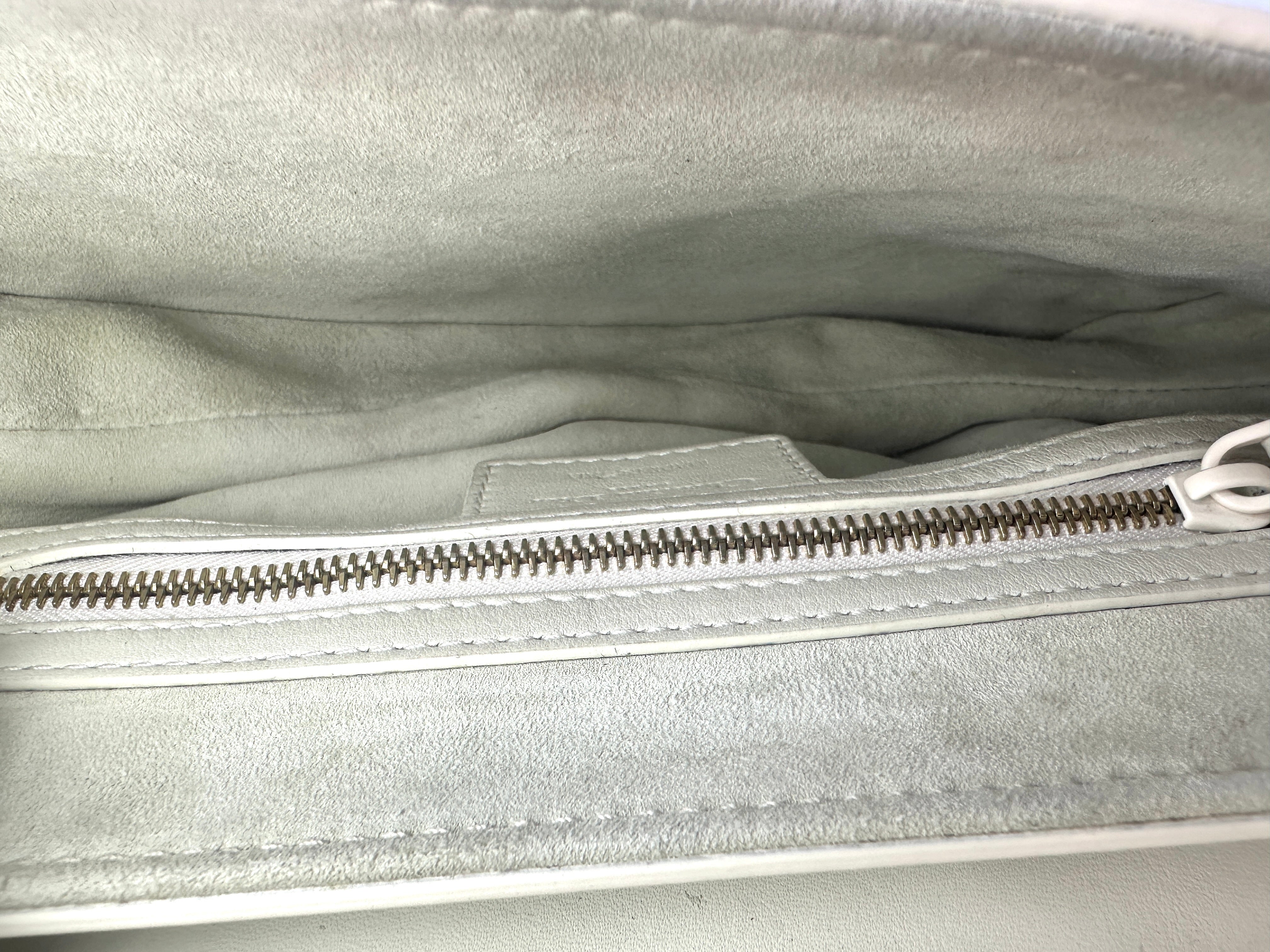 Christian Dior White Leather Medium Size Saddle Bag DR509