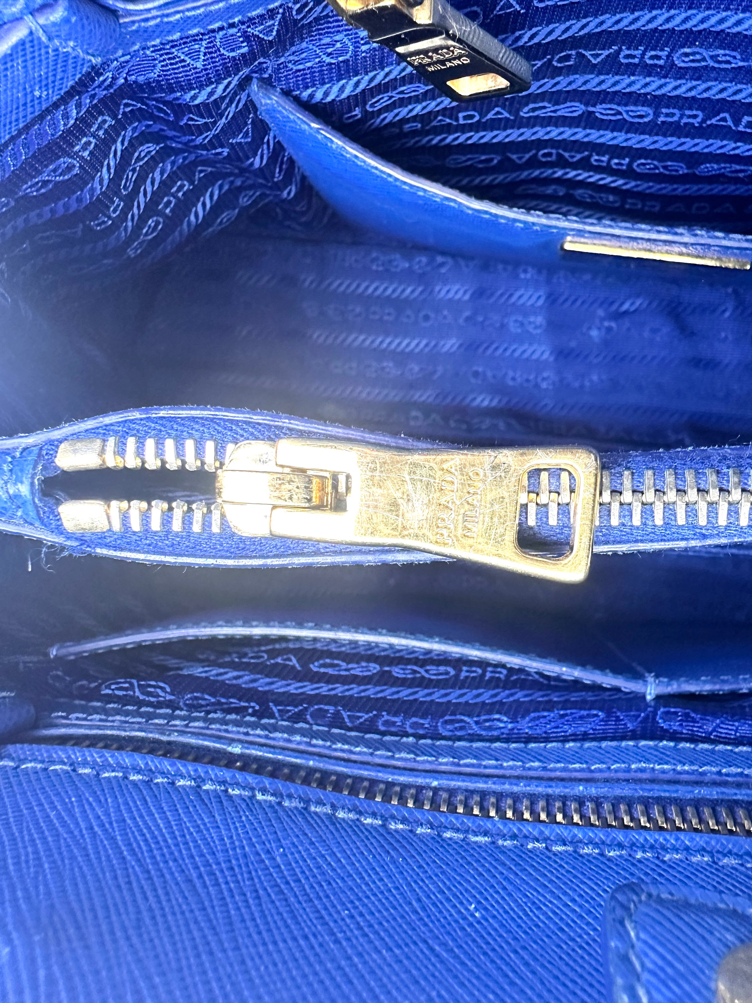 Prada Promenade Blue Saffiano Lux Leather Meidum Size Handle Bag PR190