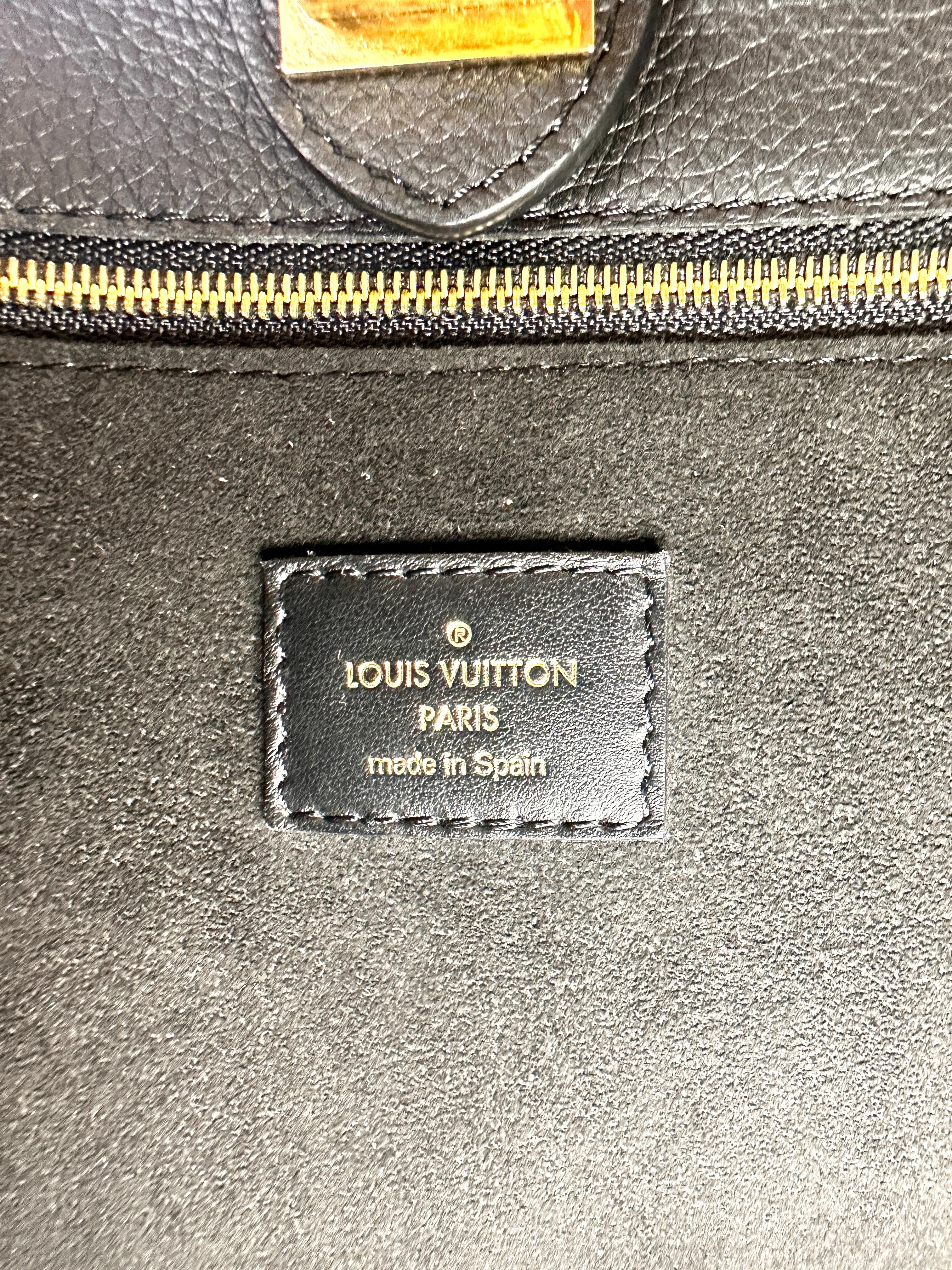 Louis Vuitton On My Side PM Black Leather And Monogram Canvas Tote Bag LV1967