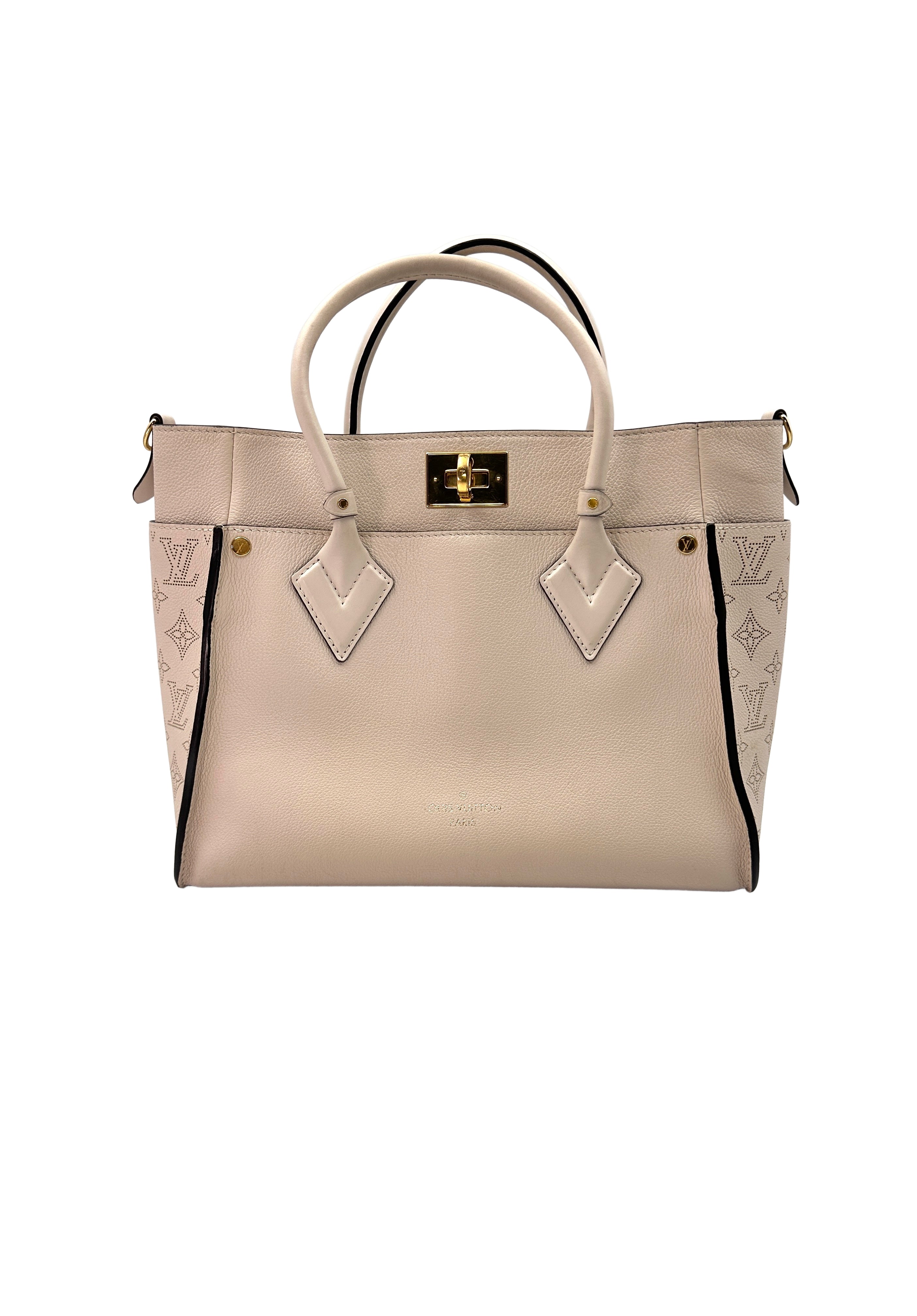 Louis Vuitton On My Side MM Beige Leather Handle Bag LV1962