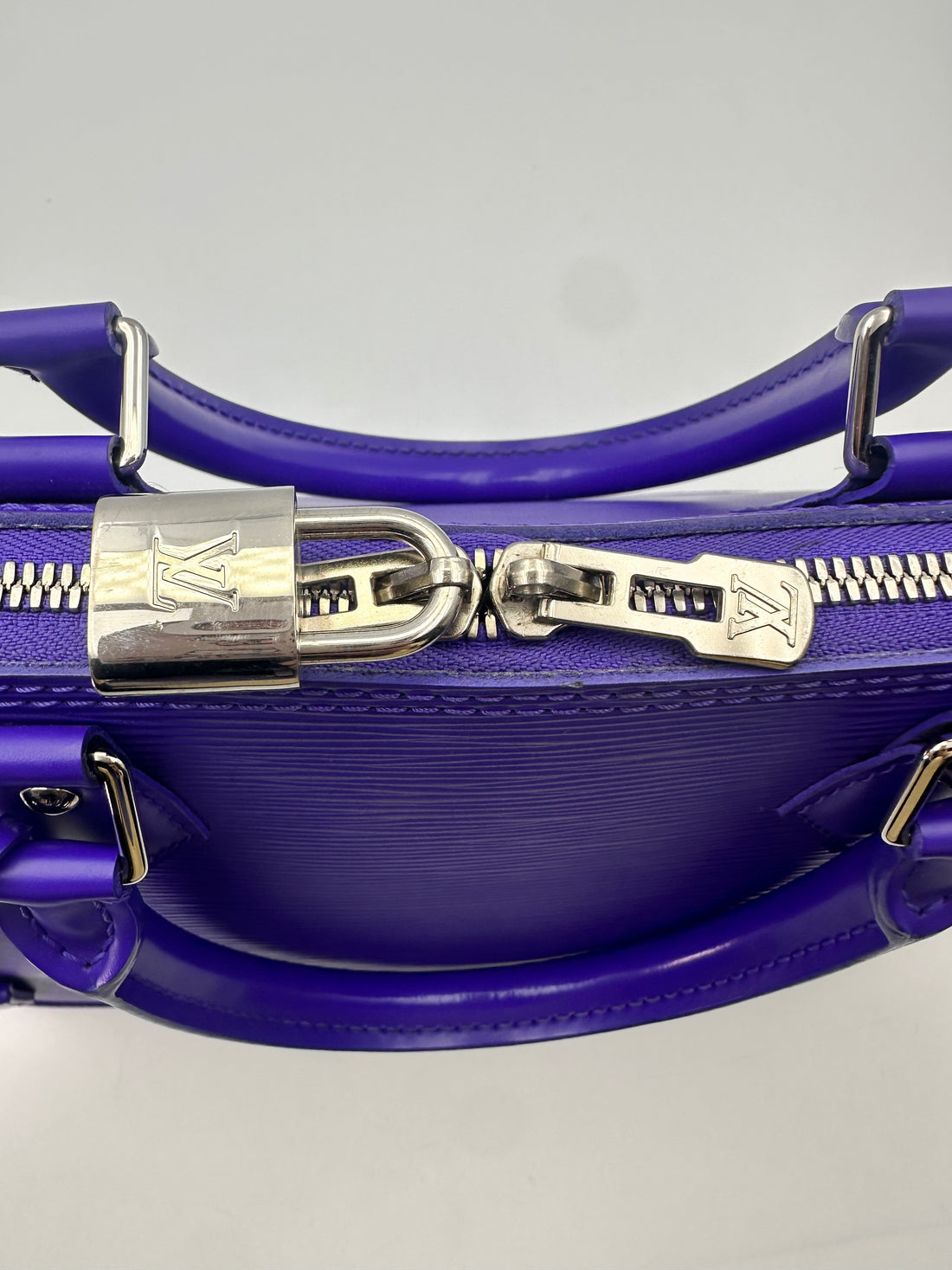 Louis Vuitton Alma Blue Epi Leather Handle Bag LV1961