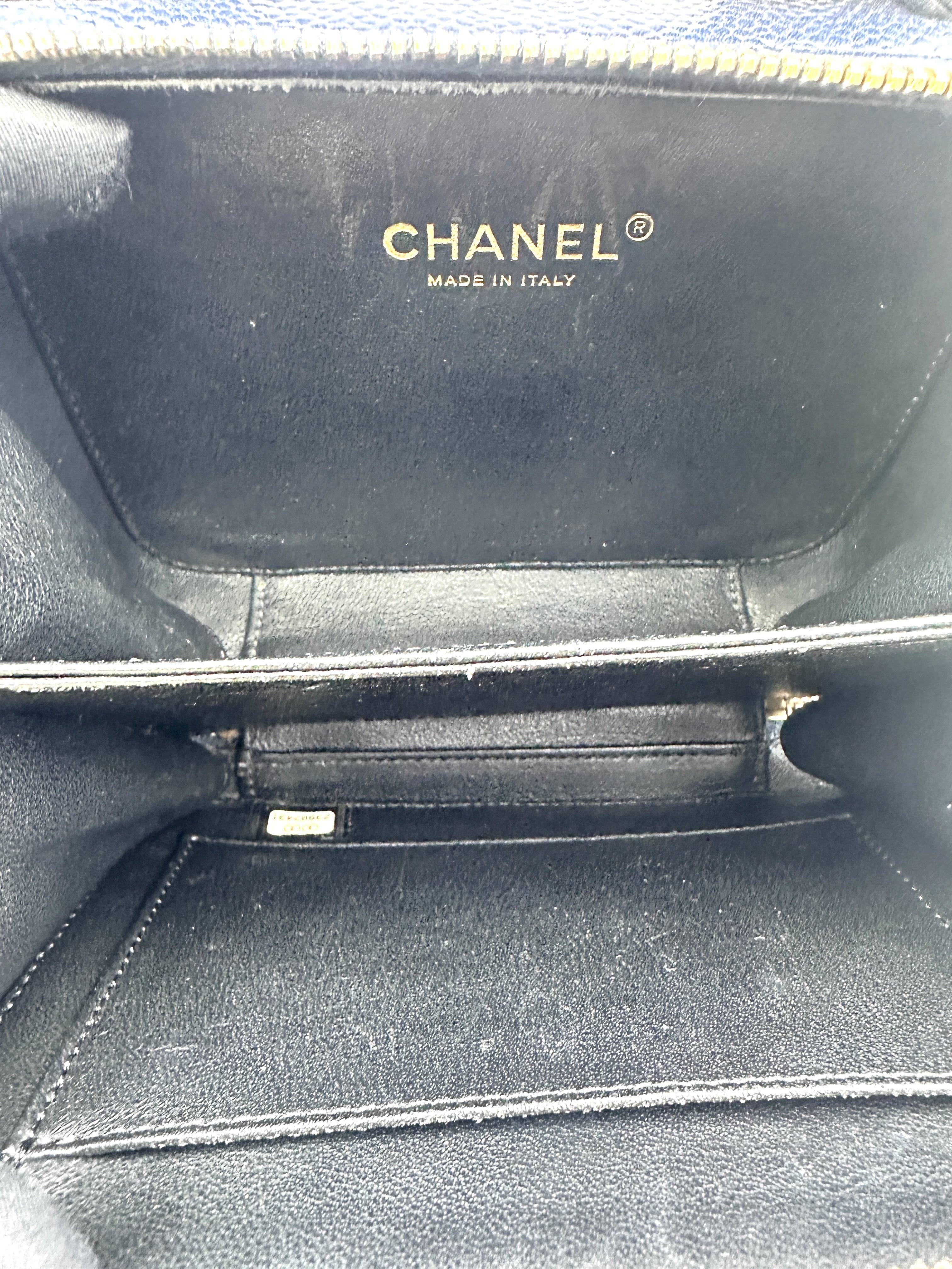 Chanel CC Filigree Navy Quilted Leather Top Handle Vanity Case(23***31) CC1430